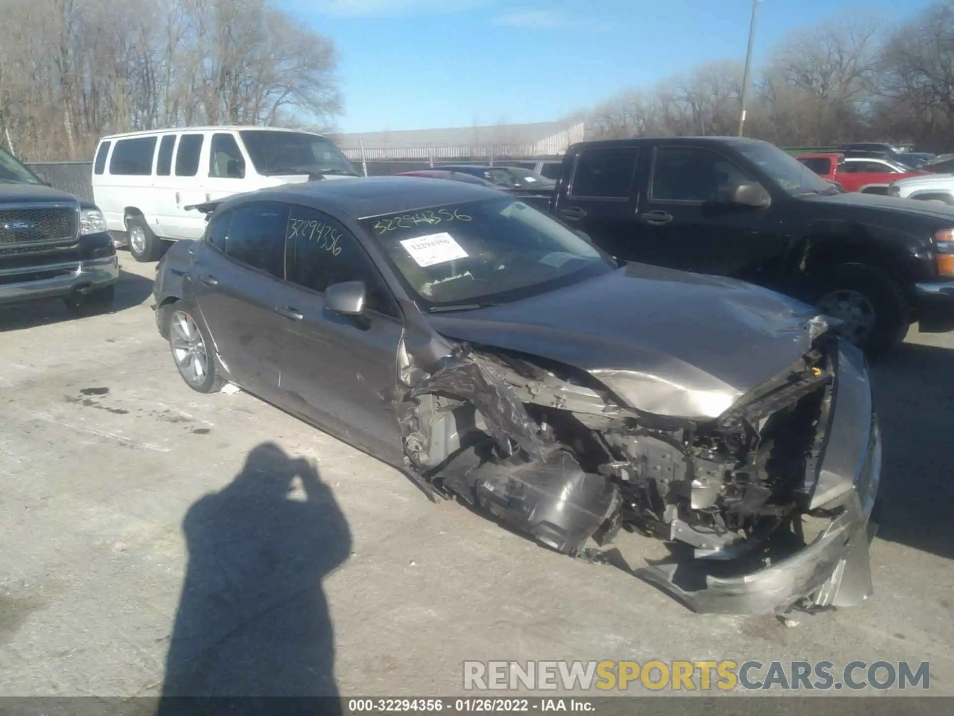 11 Photograph of a damaged car 7JRA22TK1LG065024 VOLVO S60 2020