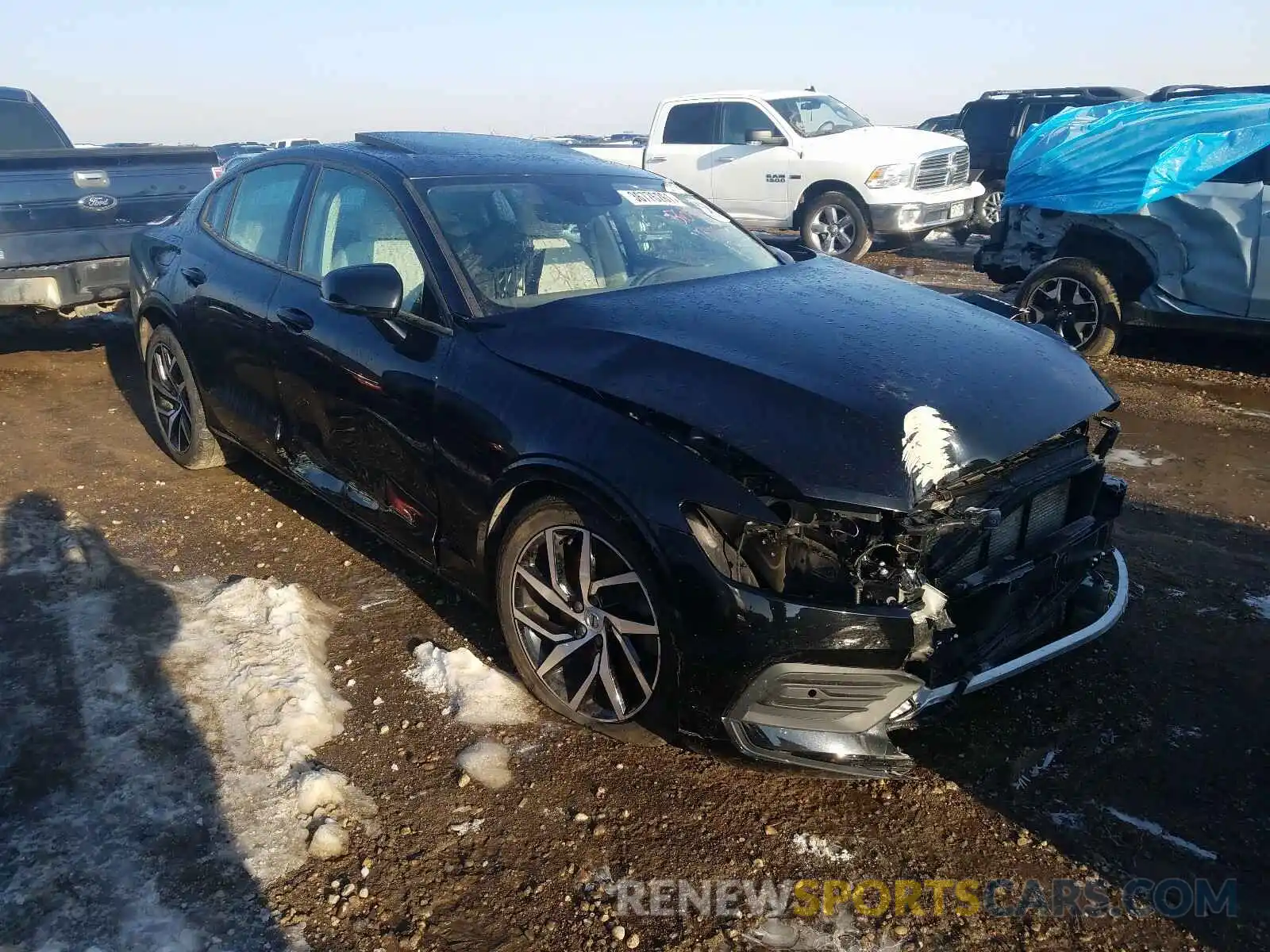 1 Photograph of a damaged car 7JRA22TK2LG072323 VOLVO S60 2020