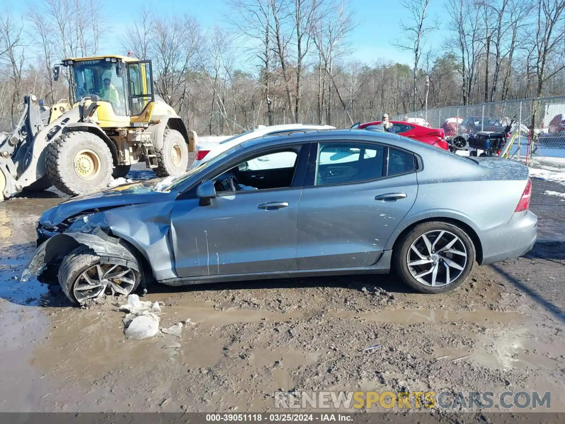 14 Photograph of a damaged car 7JRA22TK4LG033622 VOLVO S60 2020