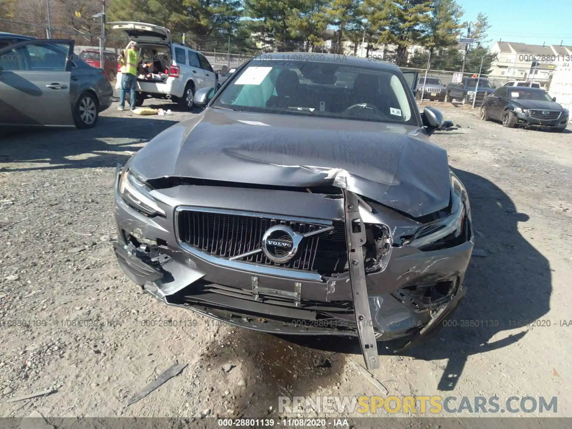 6 Фотография поврежденного автомобиля 7JRA22TK5LG050610 VOLVO S60 2020