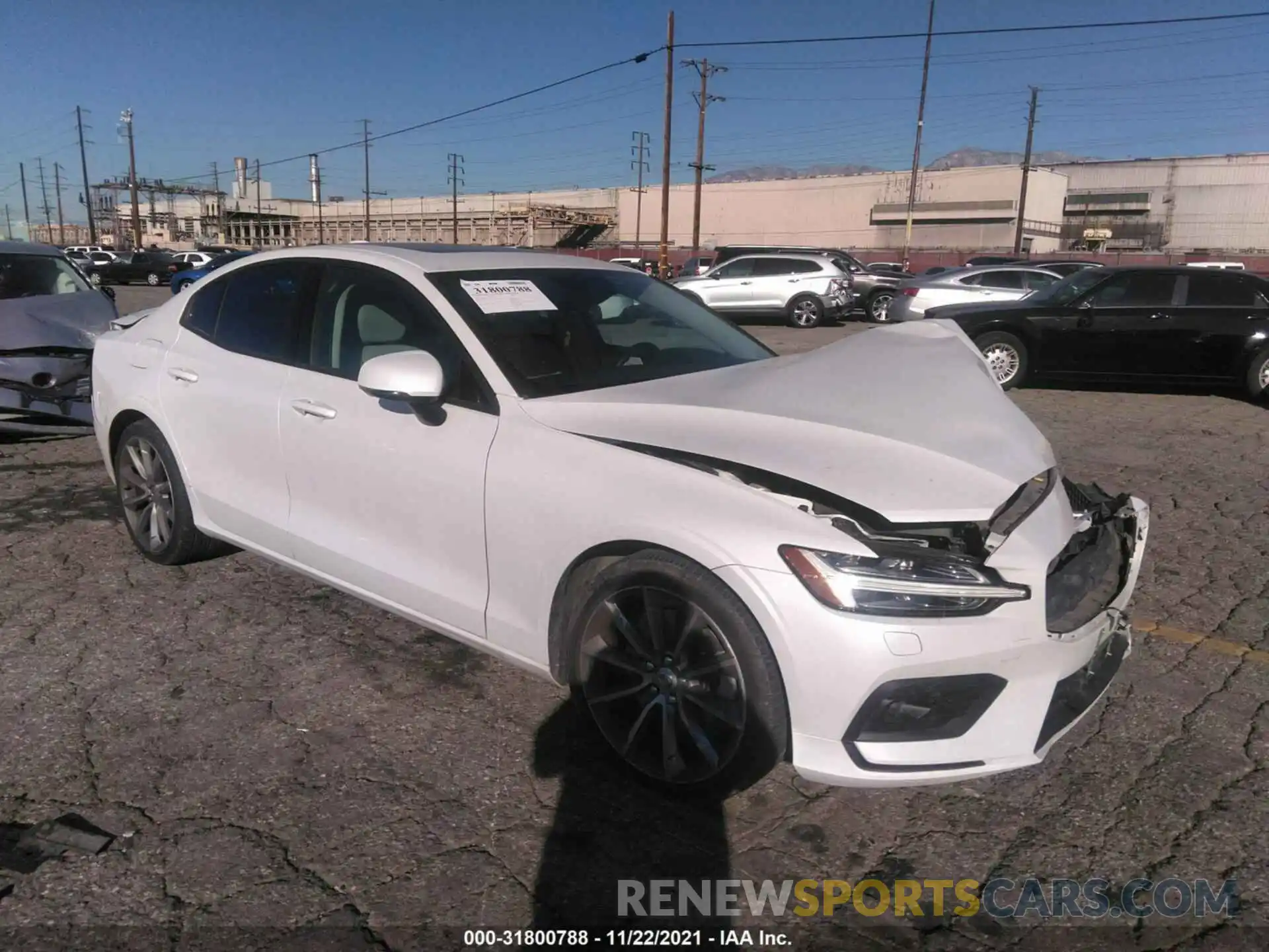 1 Photograph of a damaged car 7JRA22TK6LG031743 VOLVO S60 2020