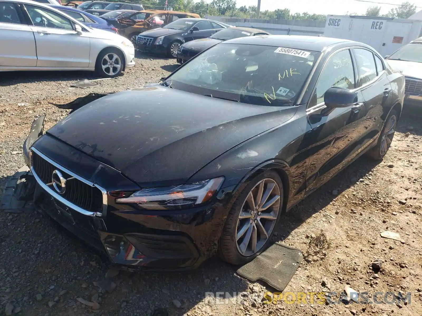 2 Photograph of a damaged car 7JRA22TK6LG039812 VOLVO S60 2020