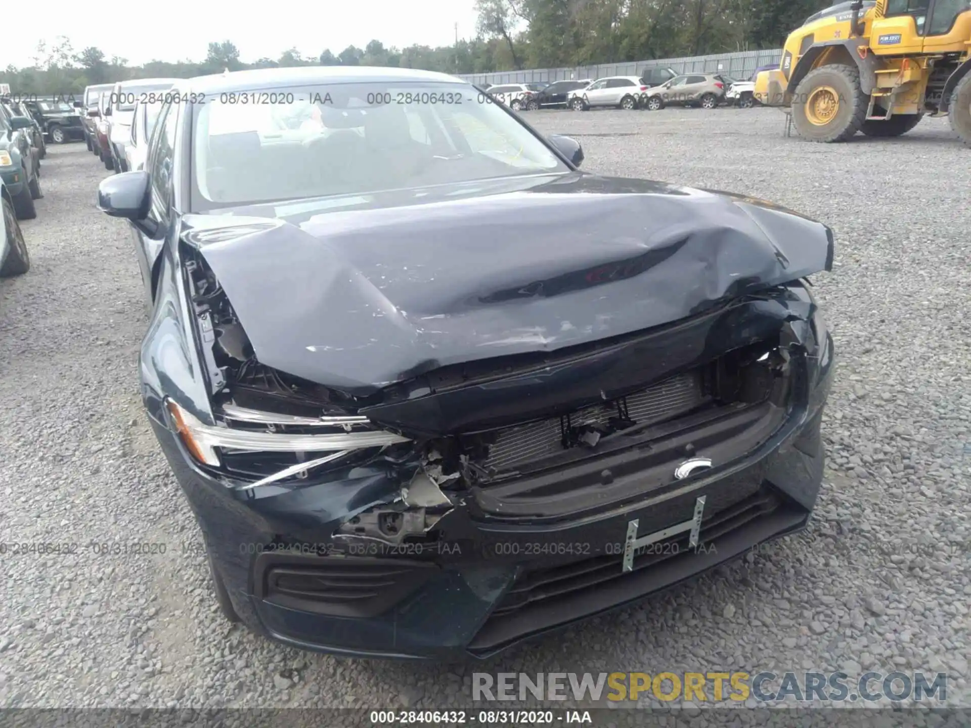 6 Photograph of a damaged car 7JRA22TK6LG063348 VOLVO S60 2020