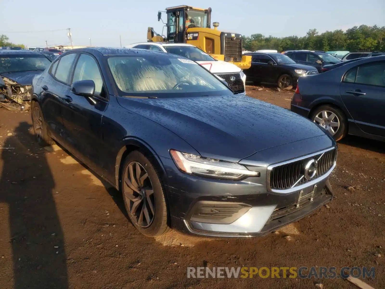 1 Photograph of a damaged car 7JRA22TKXLG036928 VOLVO S60 2020