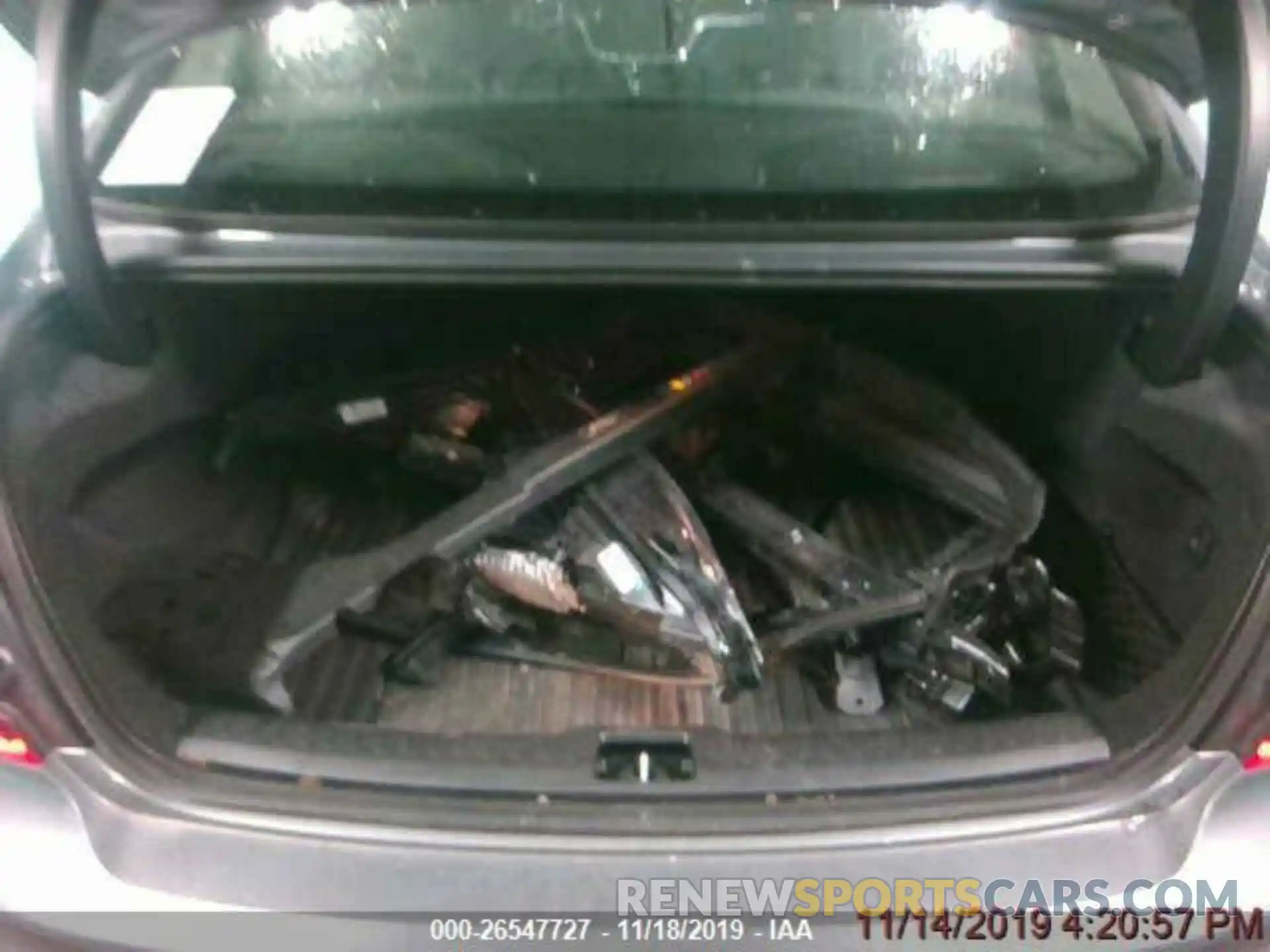 4 Photograph of a damaged car 7JRA22TKXLG040137 VOLVO S60 2020