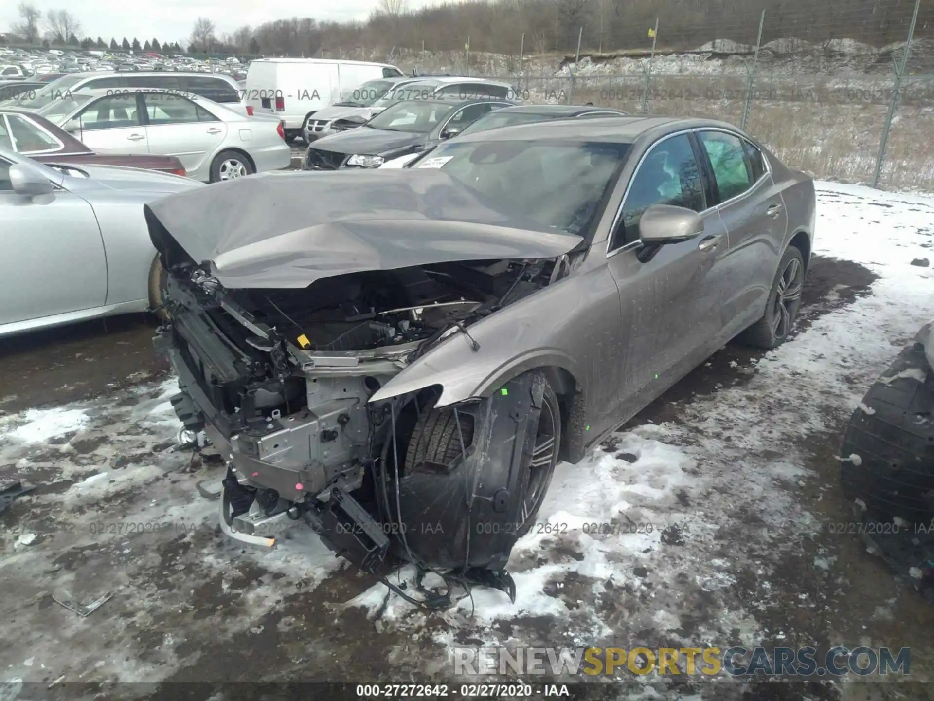 2 Photograph of a damaged car 7JRA22TL2LG032347 VOLVO S60 2020