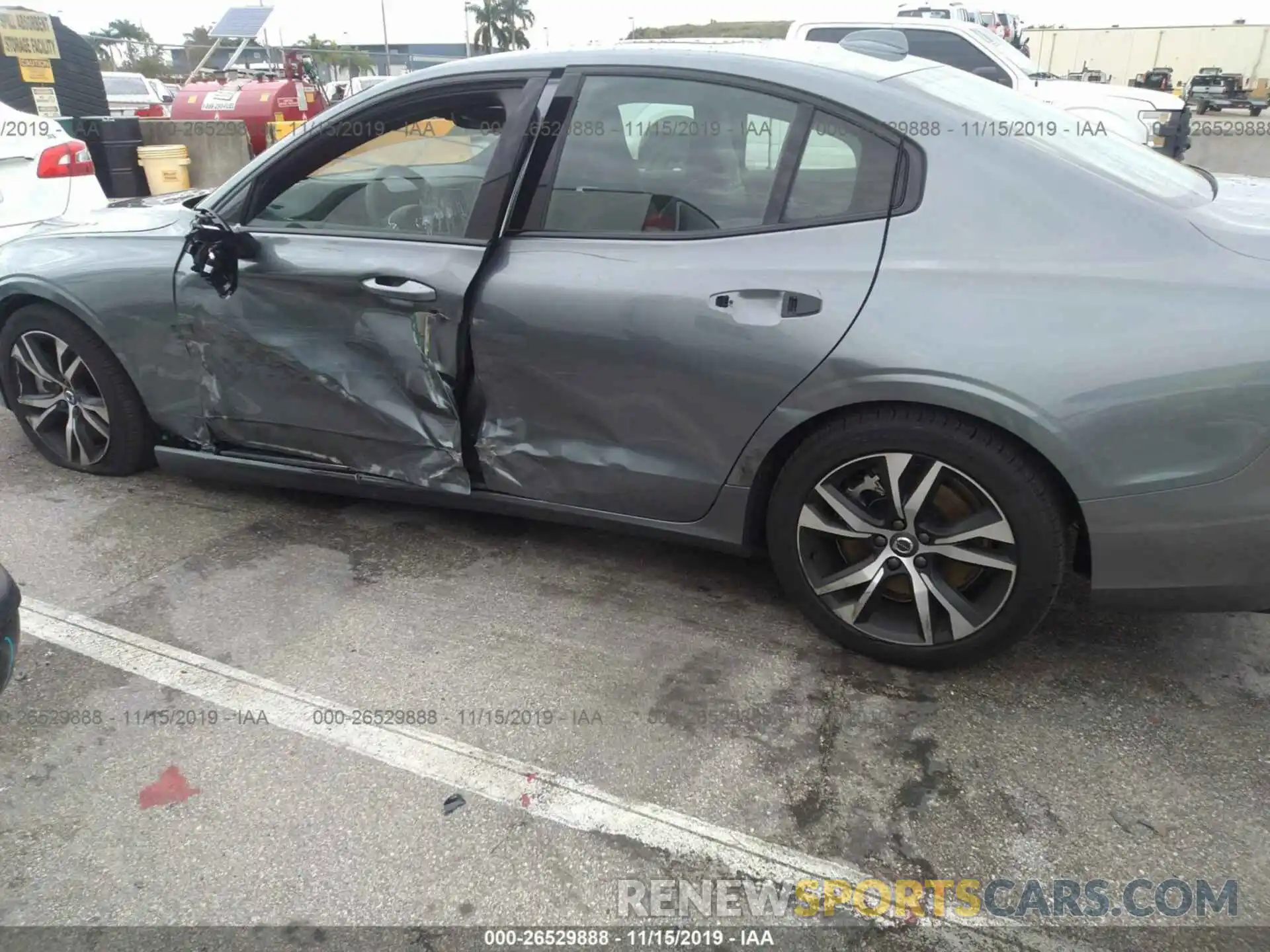 6 Фотография поврежденного автомобиля 7JRA22TM5LG032335 VOLVO S60 2020