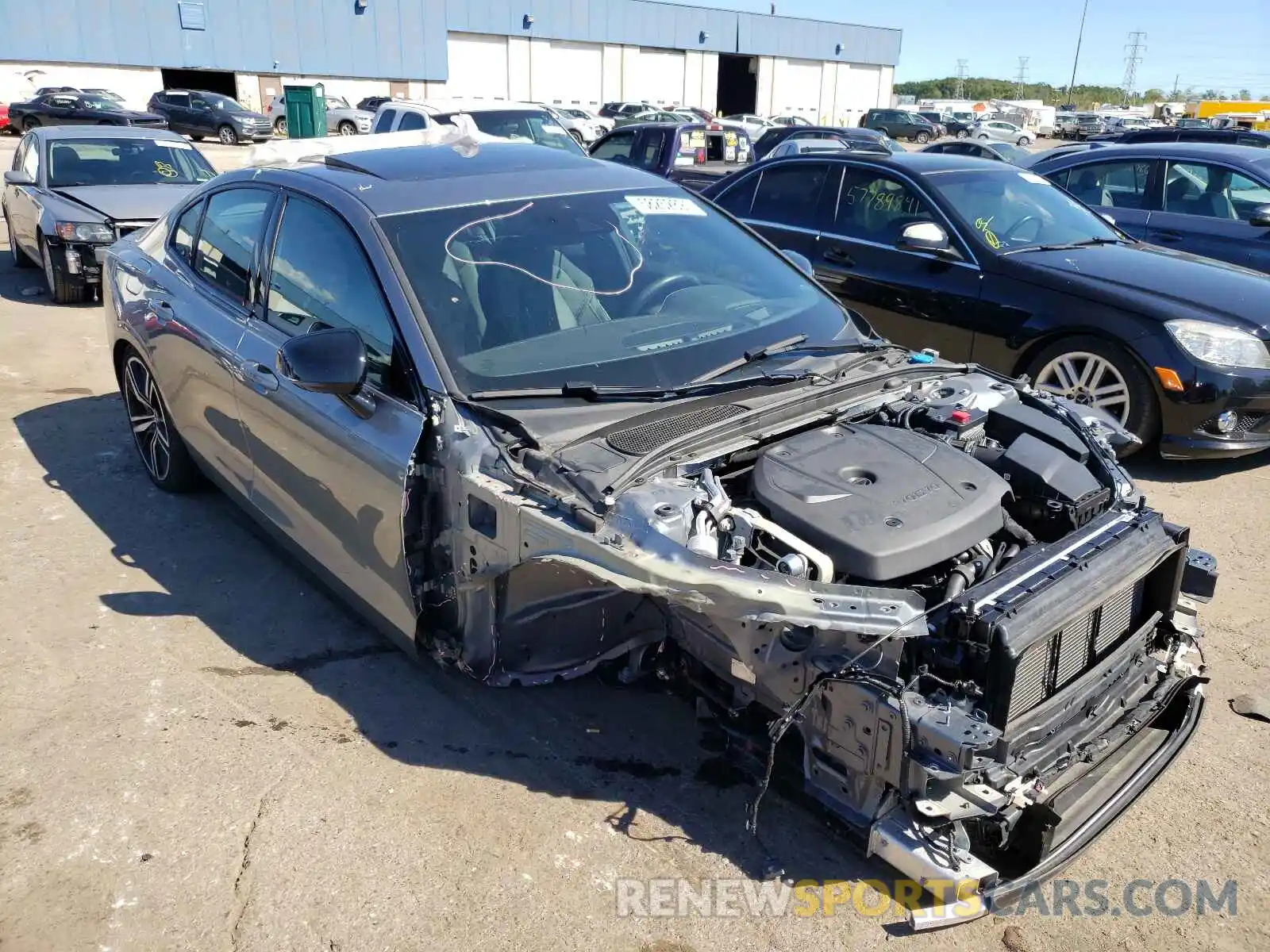 1 Photograph of a damaged car 7JRA22TM8LG030465 VOLVO S60 2020