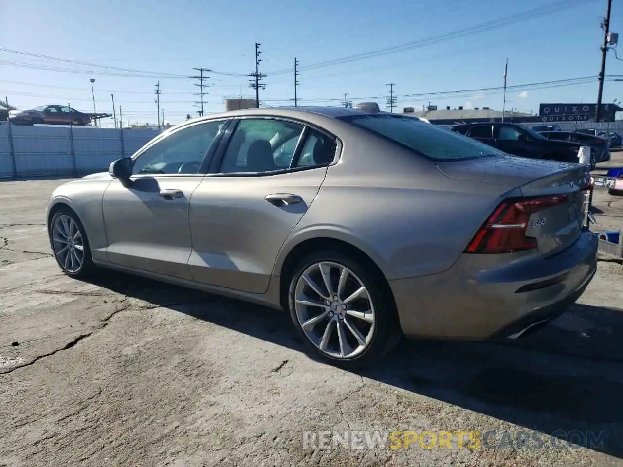 2 Photograph of a damaged car 7JR102FK1MG094767 VOLVO S60 2021