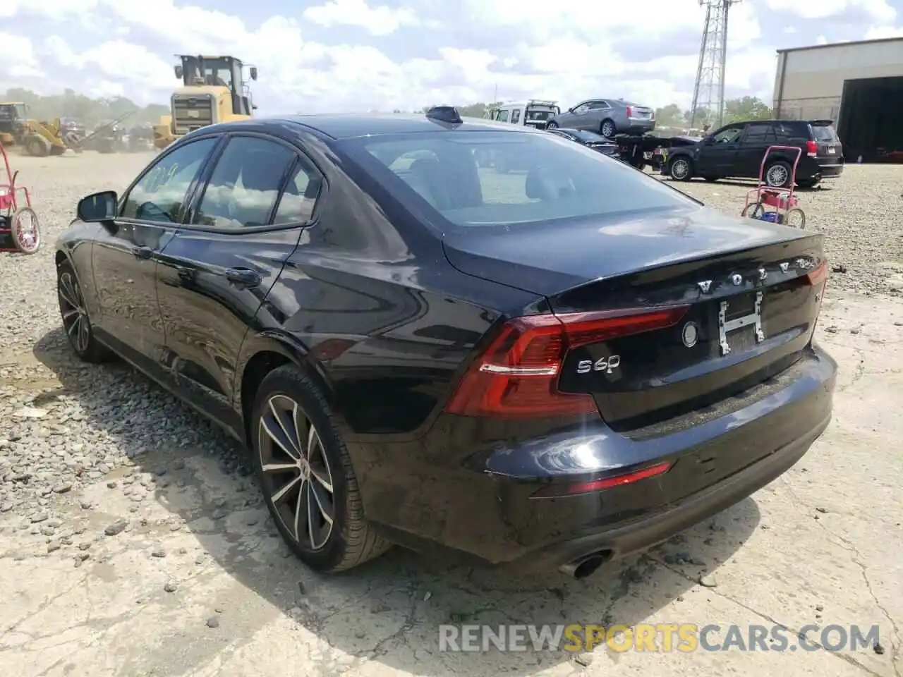 3 Photograph of a damaged car 7JR102FK1MG095479 VOLVO S60 2021