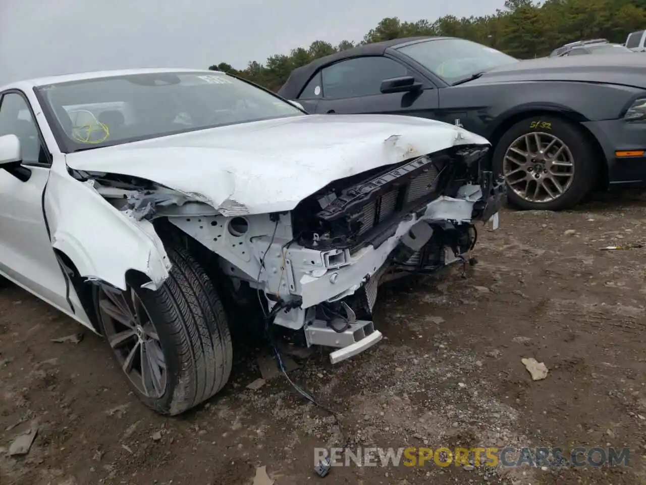 9 Photograph of a damaged car 7JR102FK2MG095958 VOLVO S60 2021