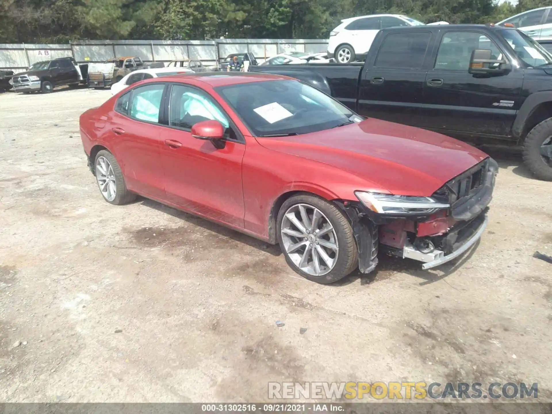 1 Photograph of a damaged car 7JR102FK2MG096740 VOLVO S60 2021