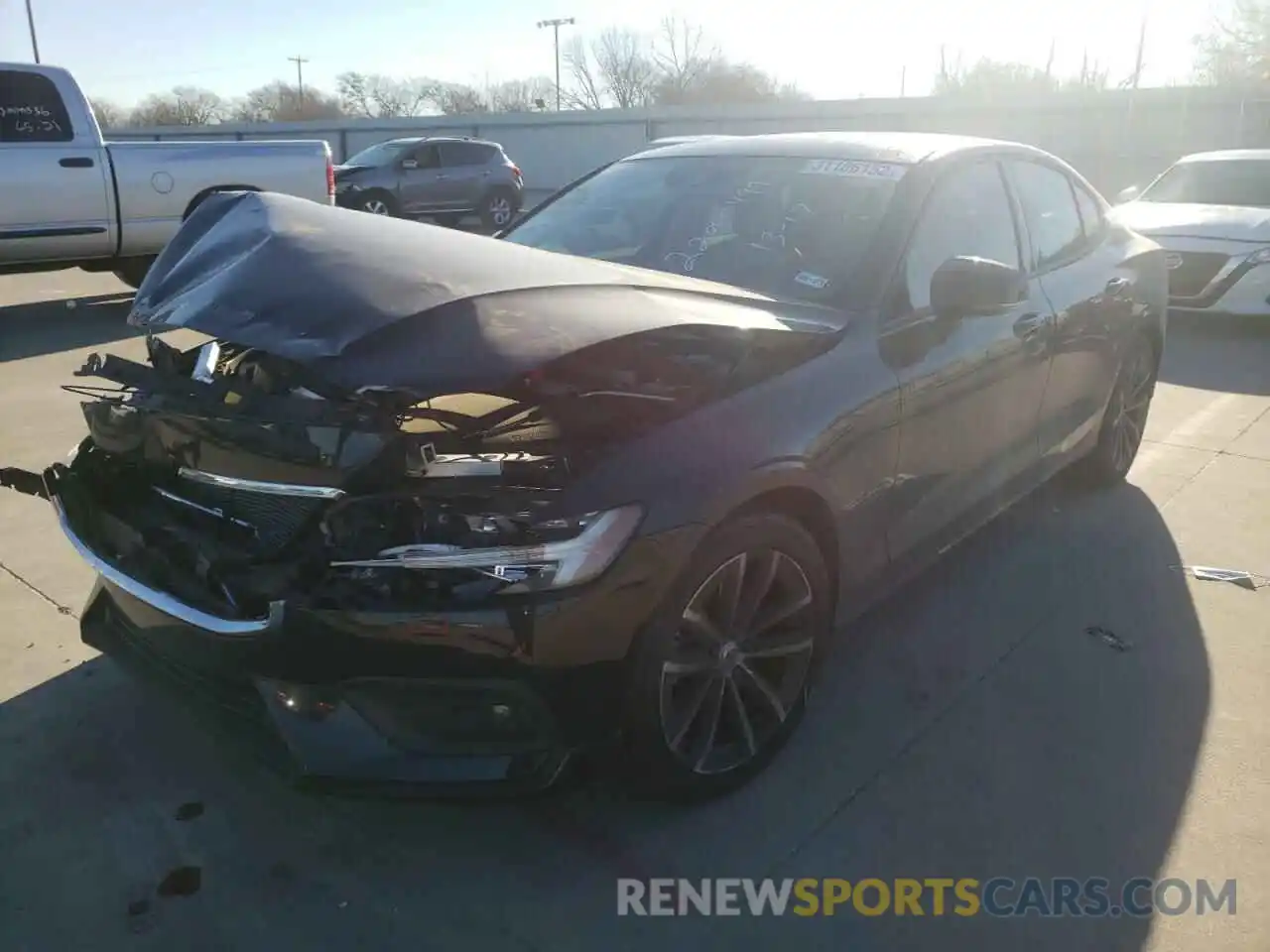 2 Photograph of a damaged car 7JR102FK6MG094862 VOLVO S60 2021