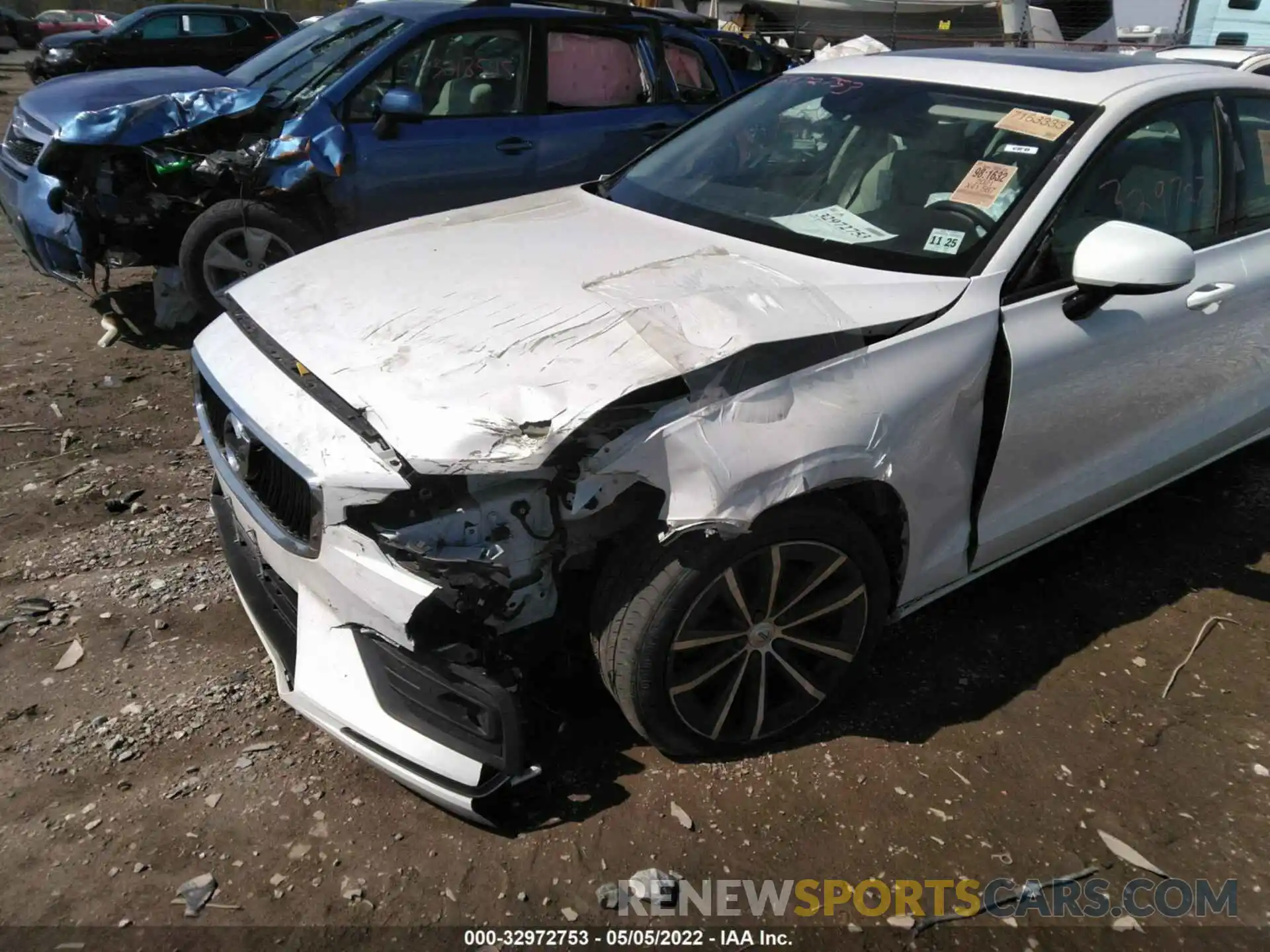 6 Photograph of a damaged car 7JR102FK6MG096188 VOLVO S60 2021