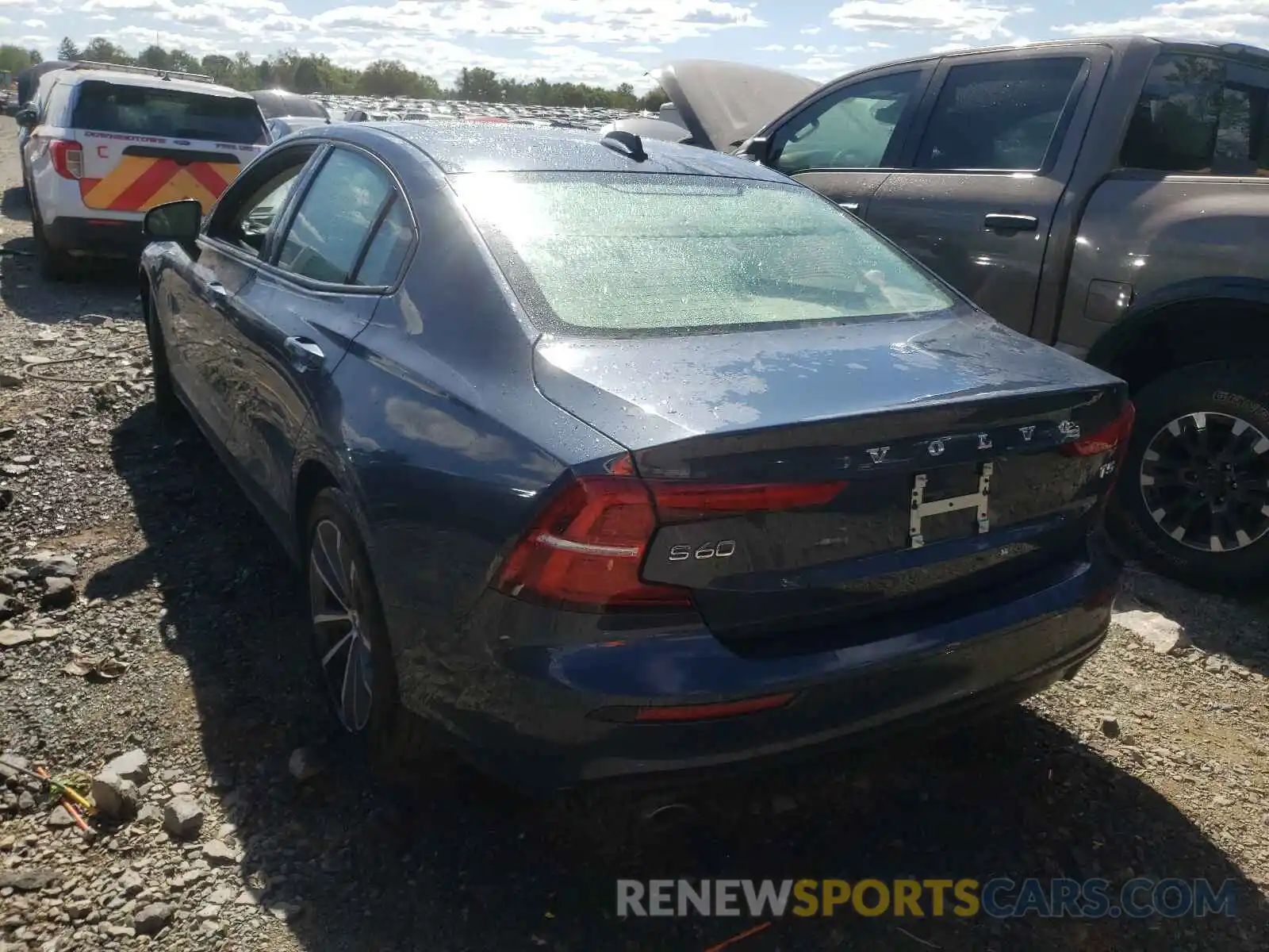 3 Photograph of a damaged car 7JR102FK6MG096692 VOLVO S60 2021