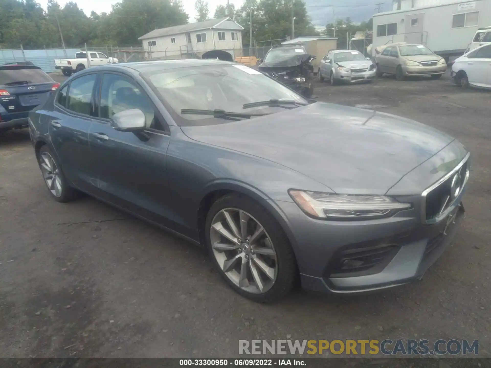 1 Photograph of a damaged car 7JR102FK8MG096452 VOLVO S60 2021