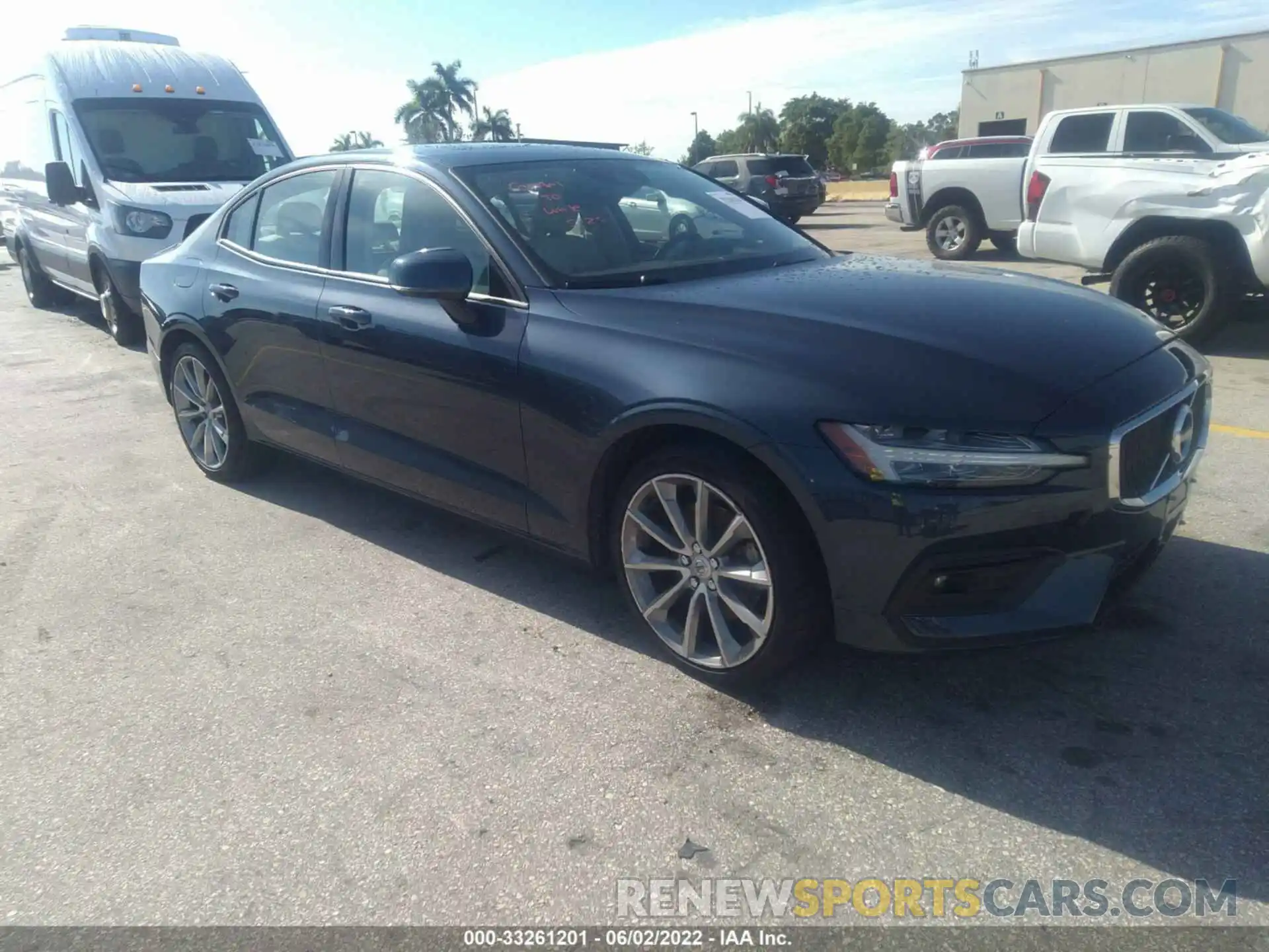 1 Photograph of a damaged car 7JR102FK9MG096461 VOLVO S60 2021