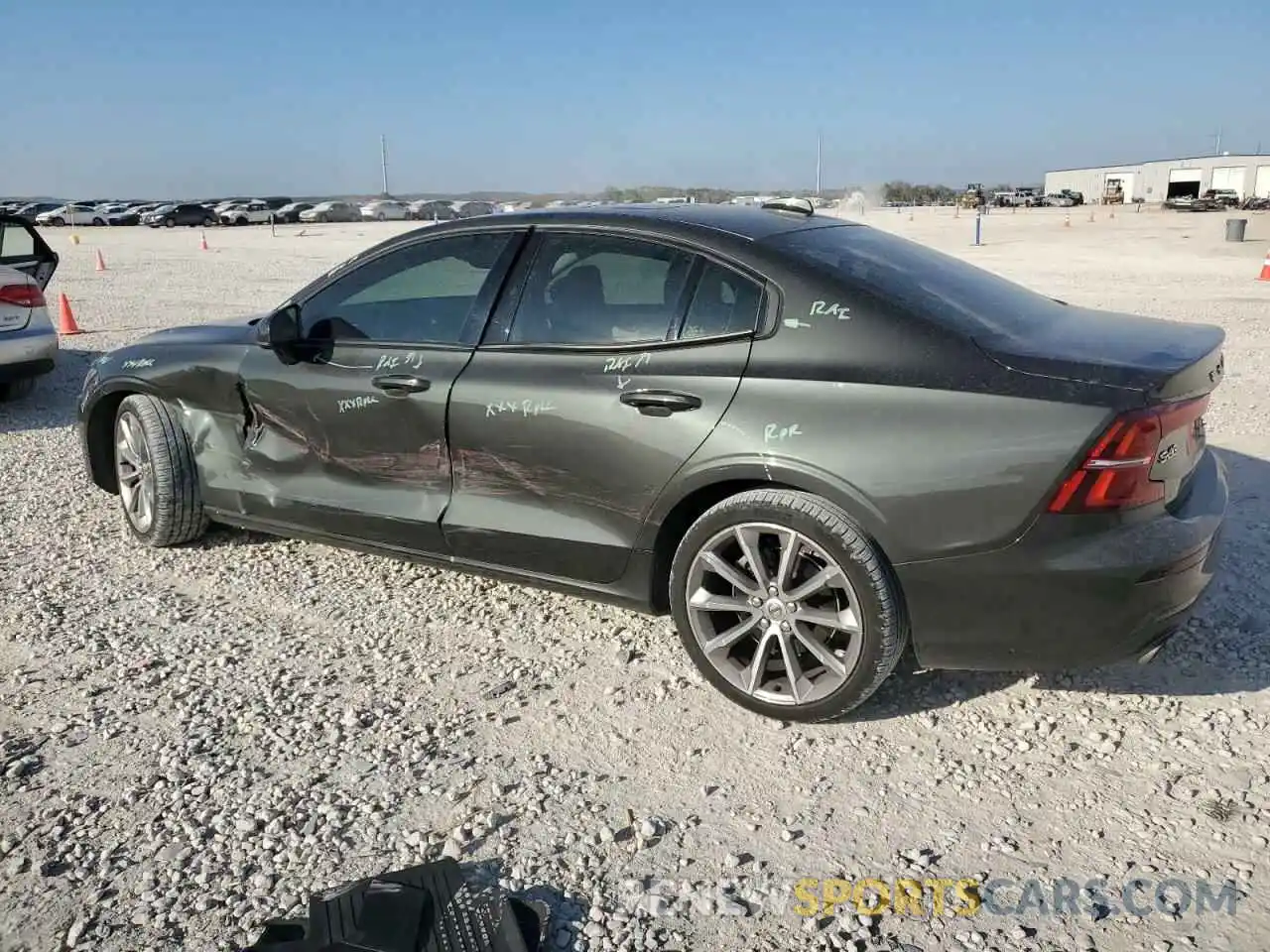 2 Photograph of a damaged car 7JR102FKXMG094315 VOLVO S60 2021