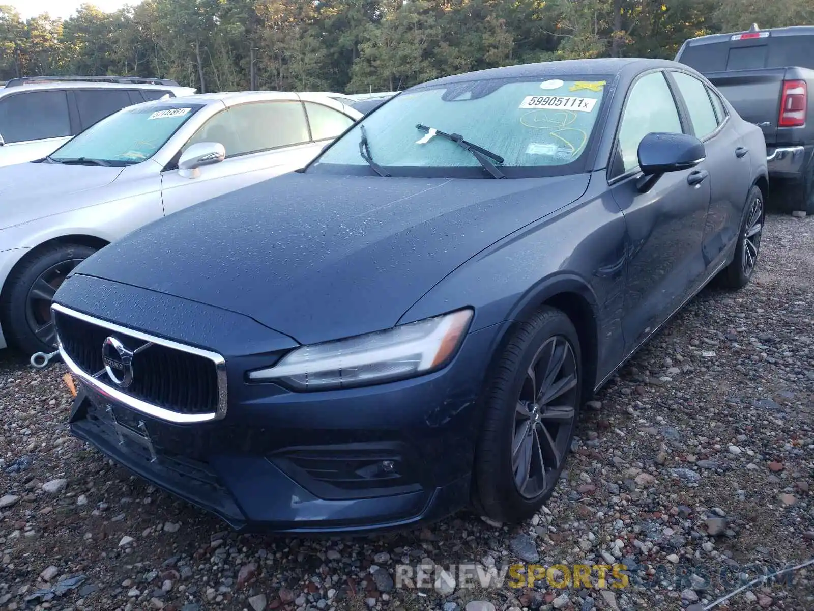 2 Photograph of a damaged car 7JR102FKXMG095688 VOLVO S60 2021