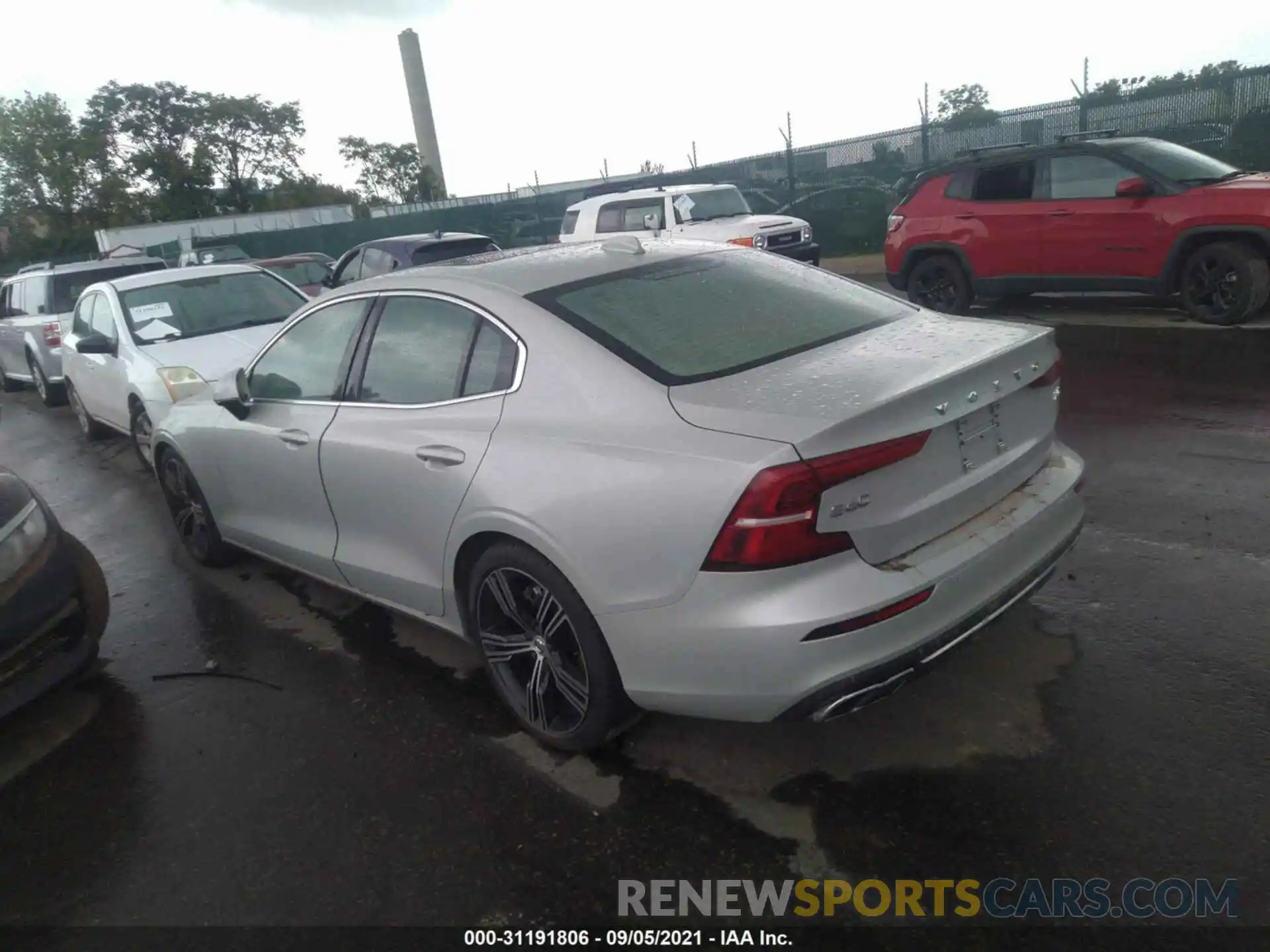 3 Photograph of a damaged car 7JR102FL9MG095898 VOLVO S60 2021