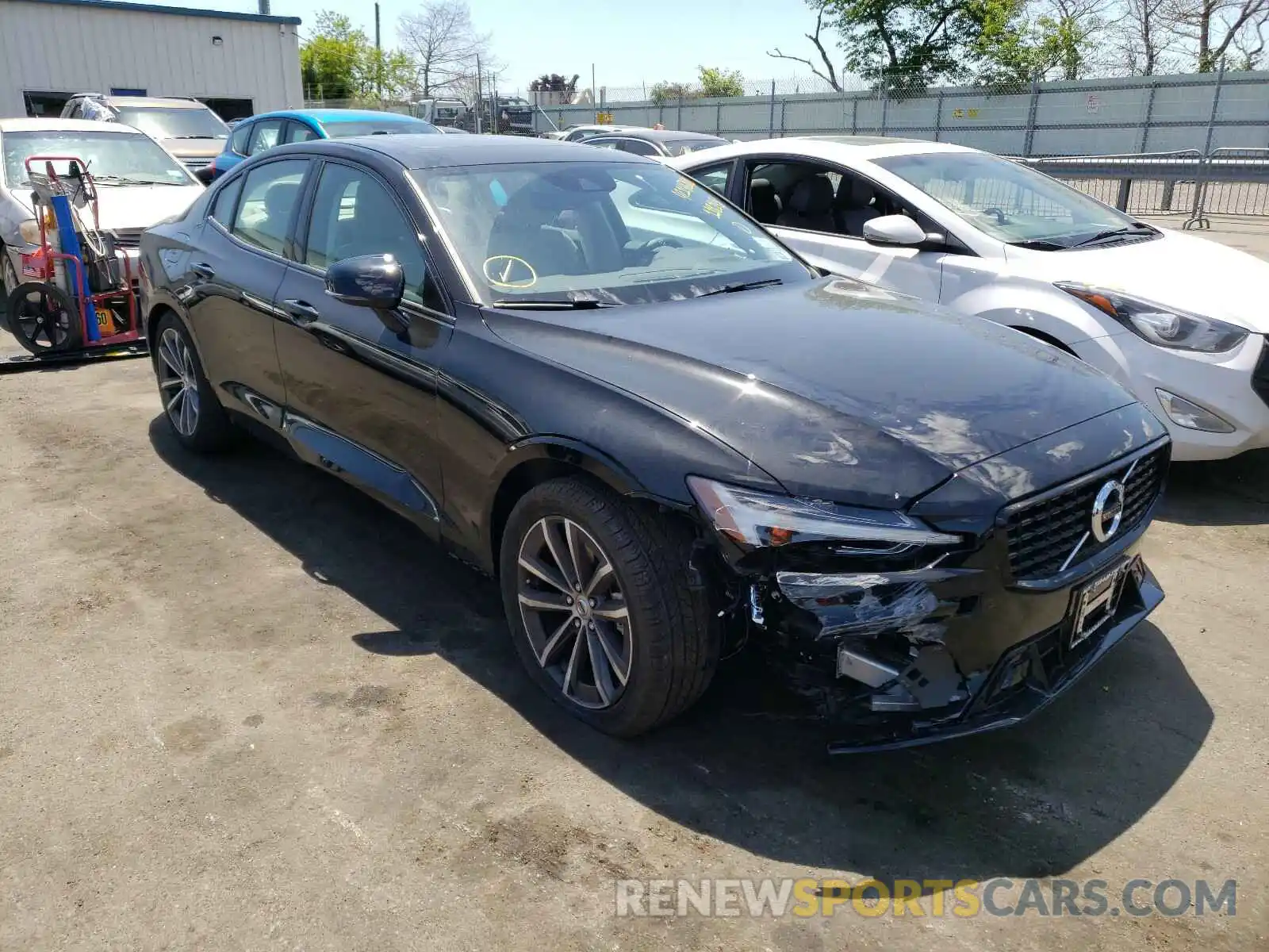 1 Photograph of a damaged car 7JR102FZ2MG118149 VOLVO S60 2021