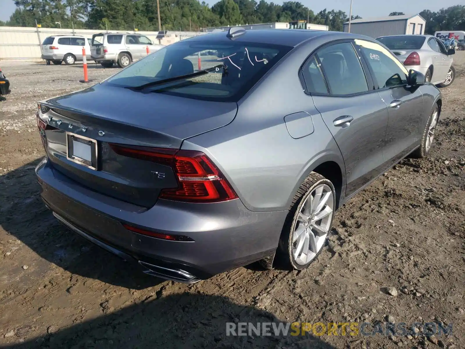 4 Фотография поврежденного автомобиля 7JR102FZ5MG123037 VOLVO S60 2021