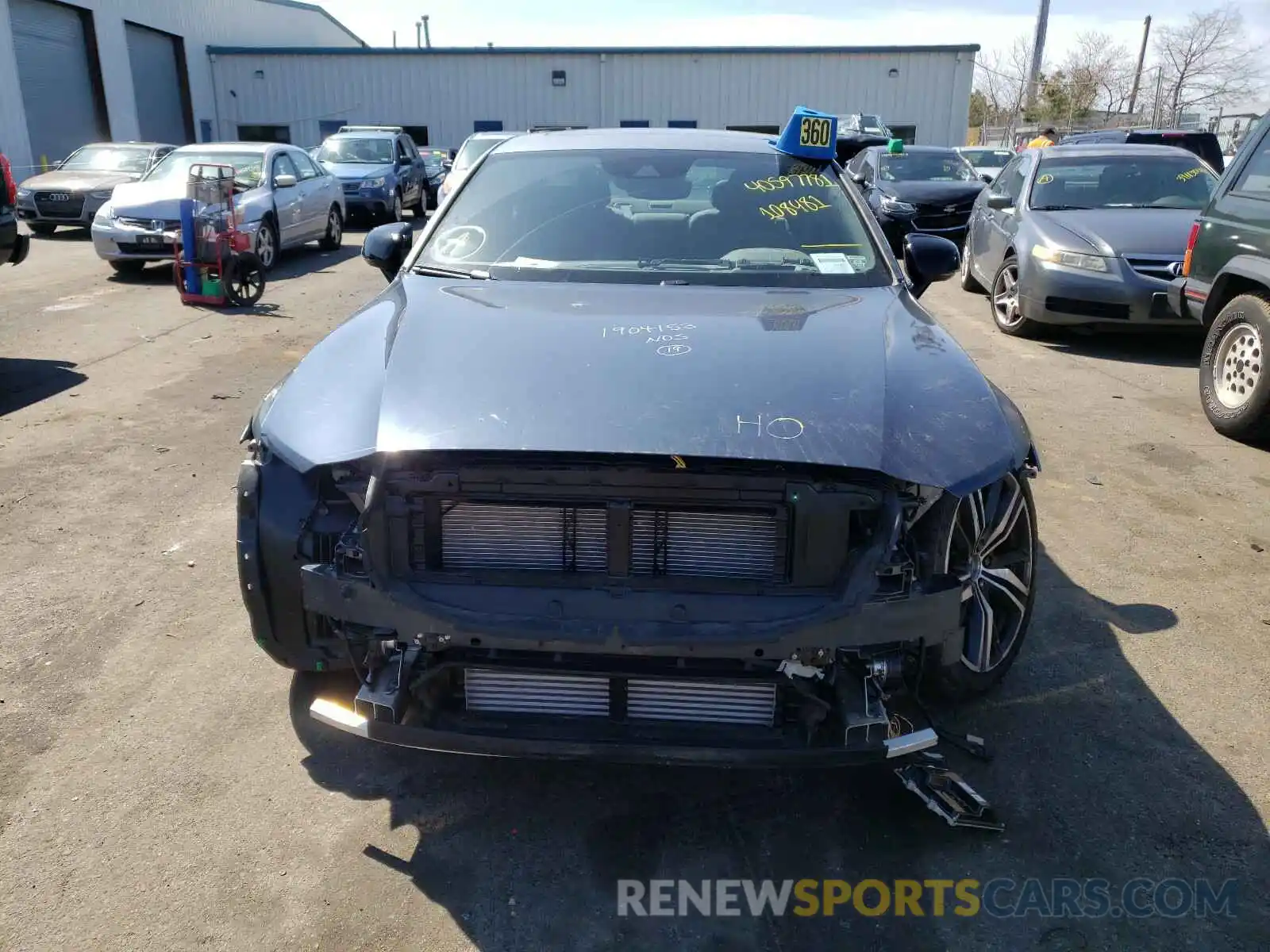 9 Photograph of a damaged car 7JR102TM3MG108481 VOLVO S60 2021