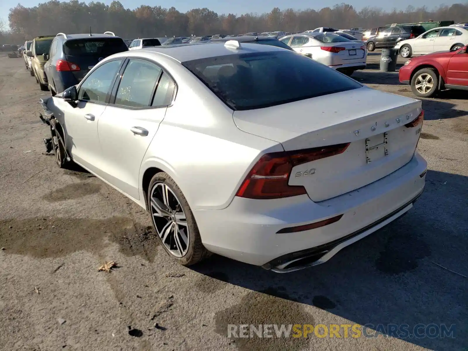 3 Photograph of a damaged car 7JR102TM3MG119609 VOLVO S60 2021