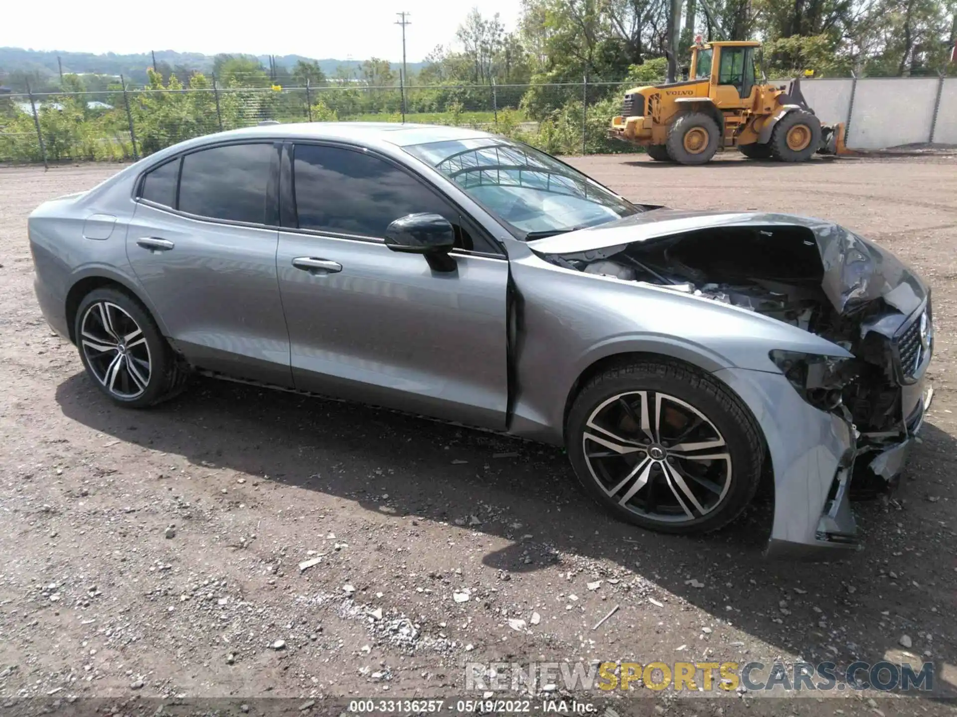 1 Photograph of a damaged car 7JR102TM4MG103886 VOLVO S60 2021