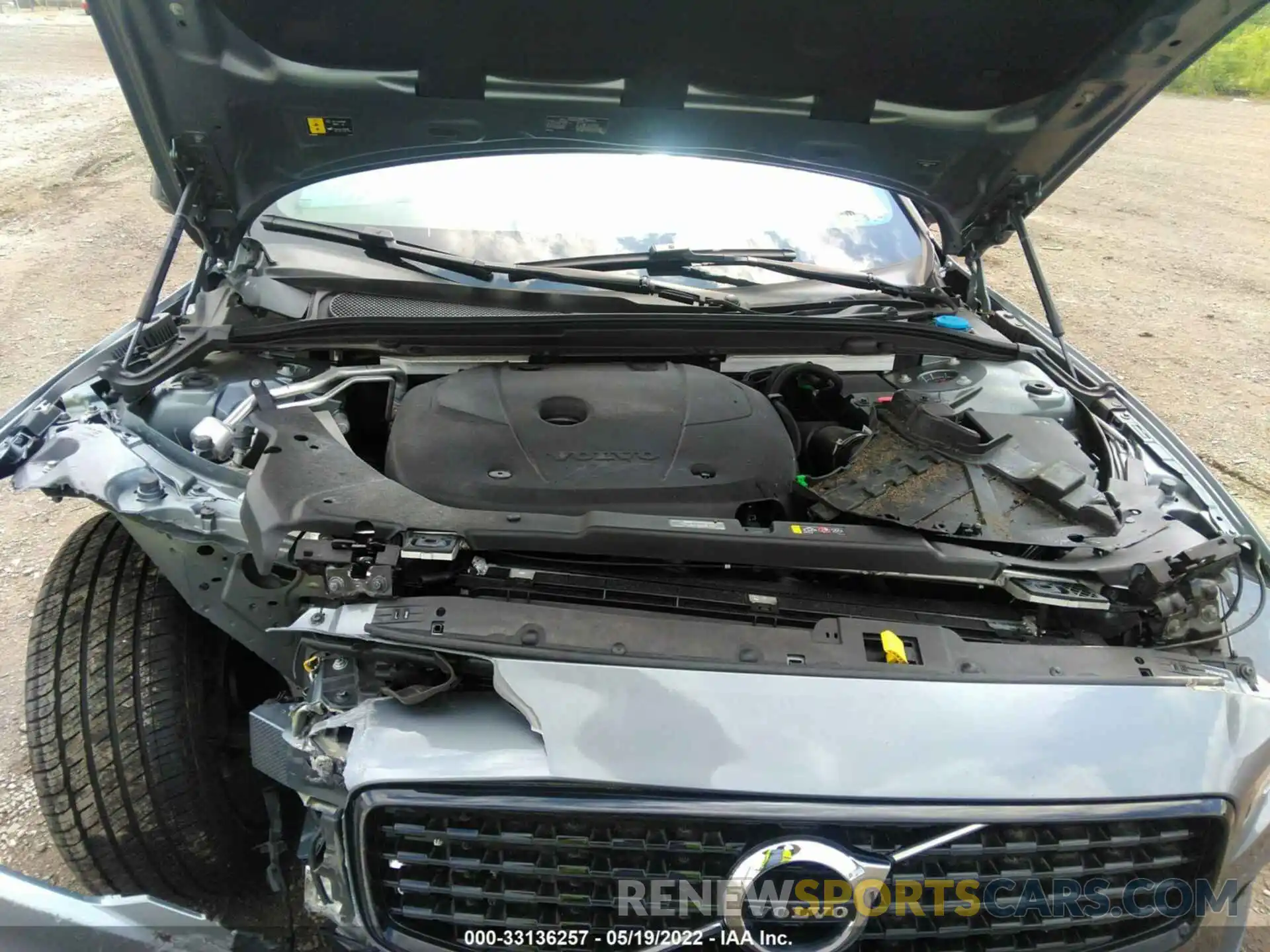 10 Photograph of a damaged car 7JR102TM4MG103886 VOLVO S60 2021