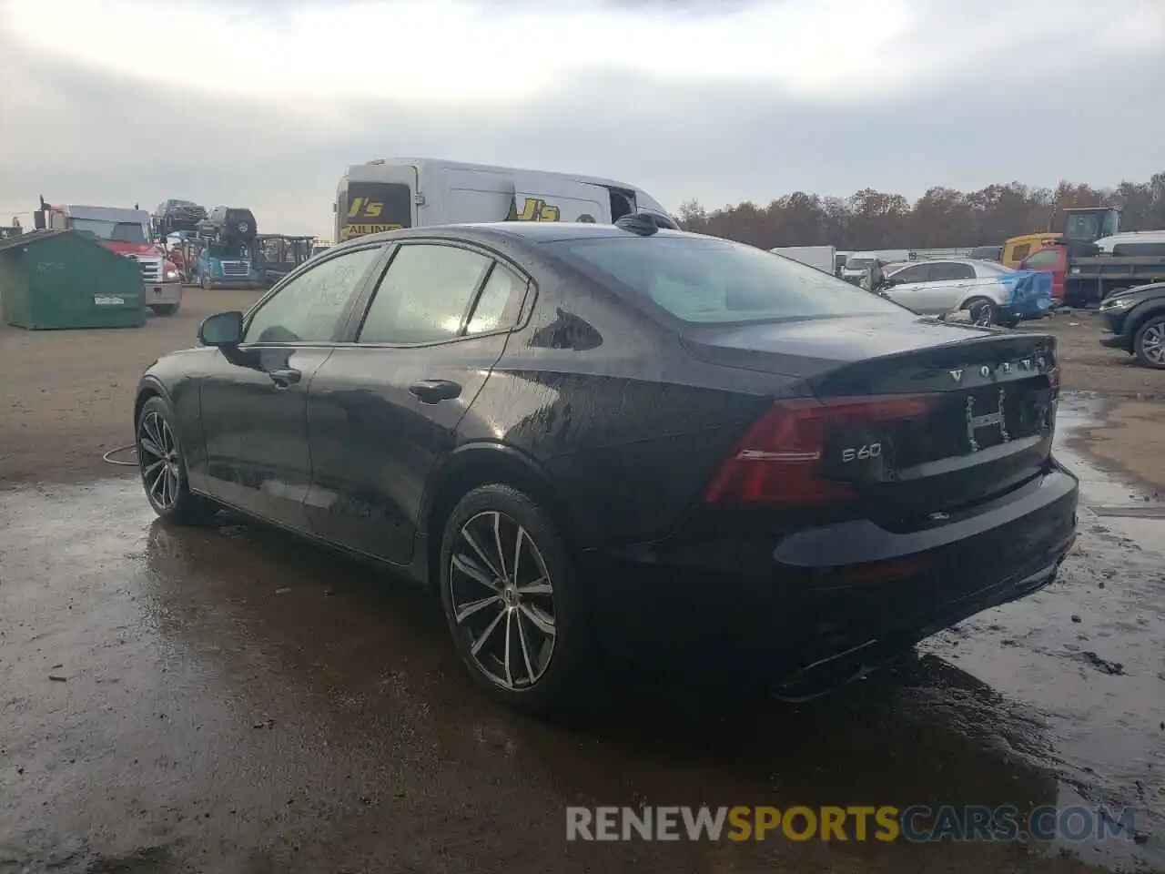 3 Photograph of a damaged car 7JR102TZ1MG108894 VOLVO S60 2021