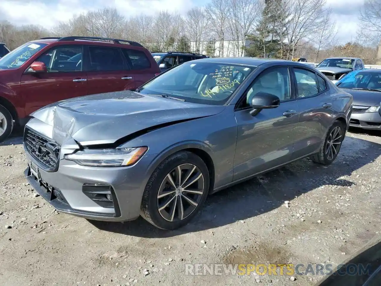 1 Photograph of a damaged car 7JR102TZ2MG108967 VOLVO S60 2021