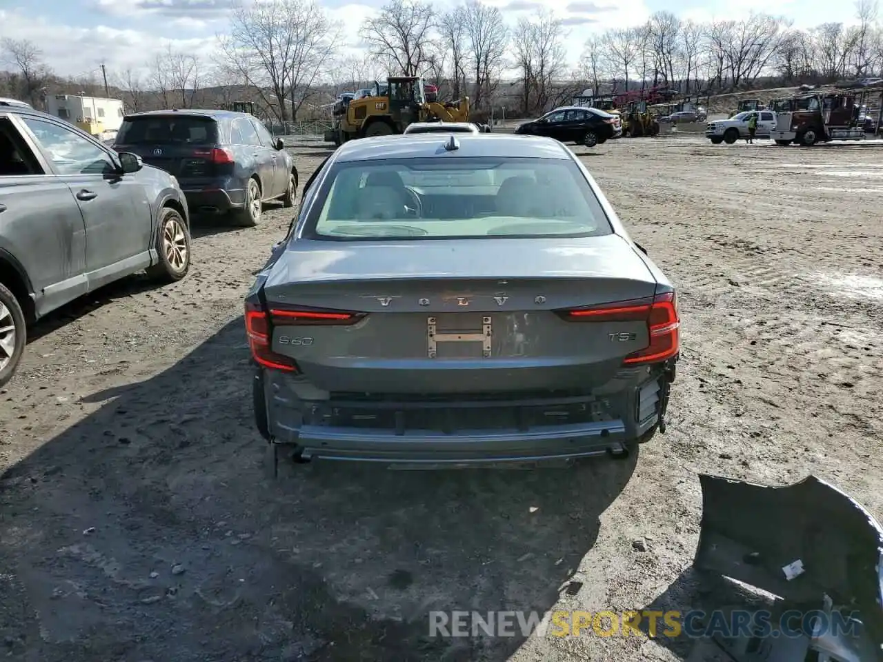 6 Photograph of a damaged car 7JR102TZ8MG113347 VOLVO S60 2021