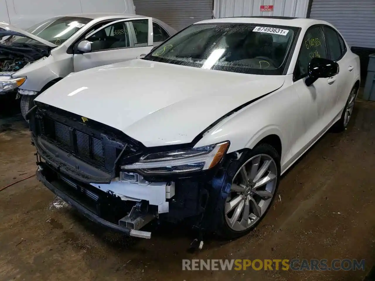 2 Photograph of a damaged car 7JR102TZXMG112474 VOLVO S60 2021