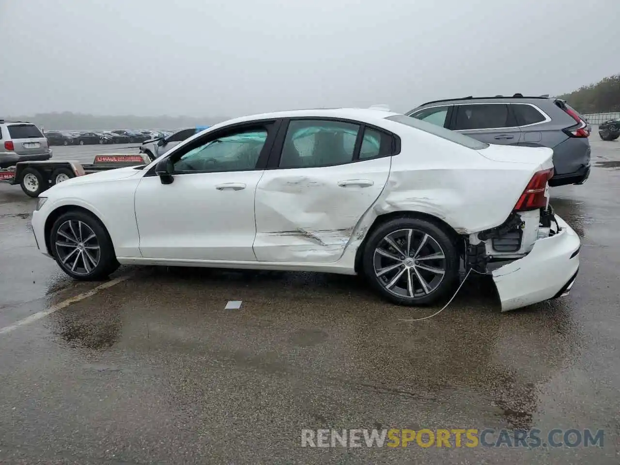 2 Photograph of a damaged car 7JR102TZXMG123085 VOLVO S60 2021