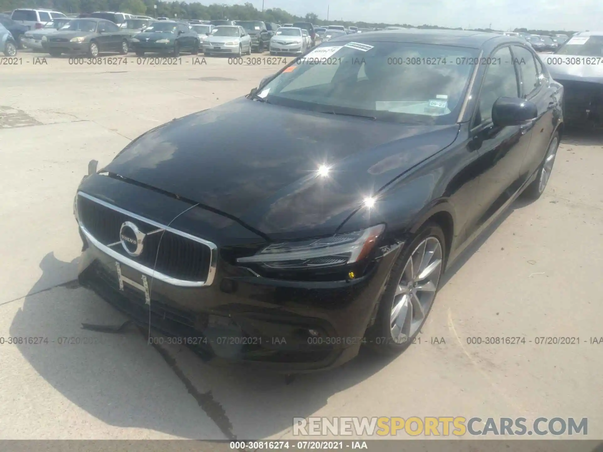 2 Photograph of a damaged car 7JRA22TK3MG081582 VOLVO S60 2021