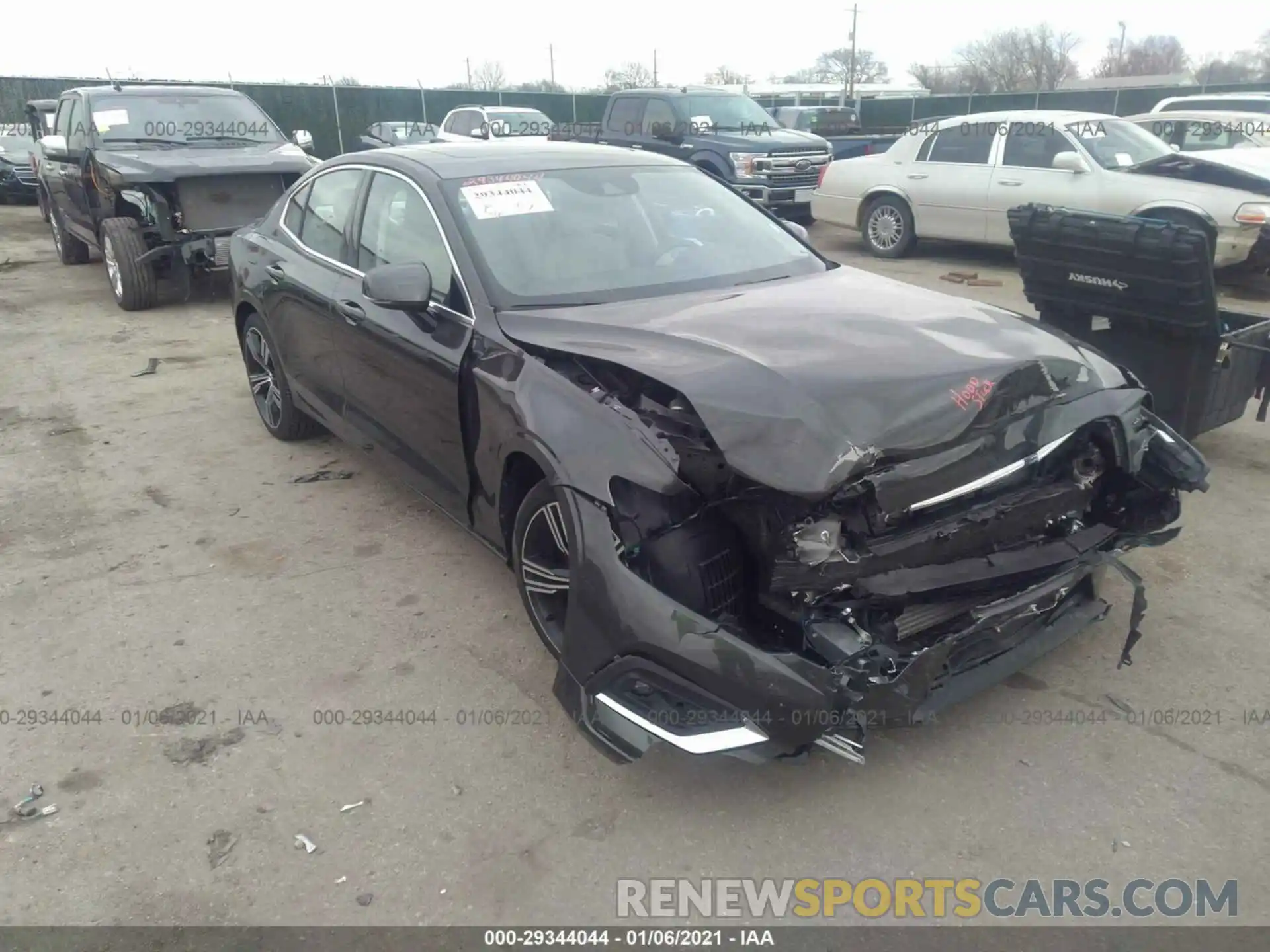 1 Photograph of a damaged car 7JRA22TL2MG081677 VOLVO S60 2021
