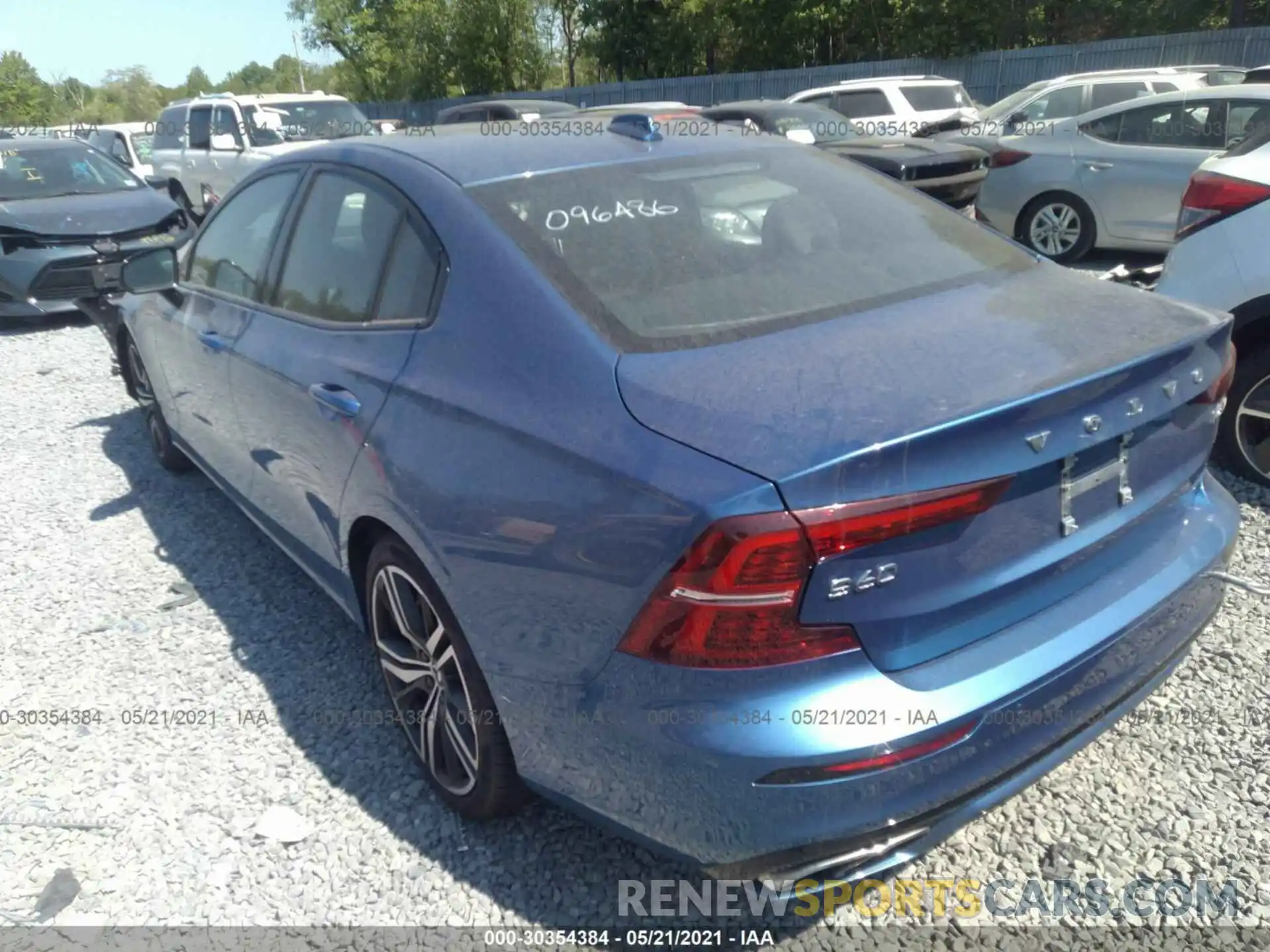 3 Photograph of a damaged car 7JRA22TM3MG096486 VOLVO S60 2021