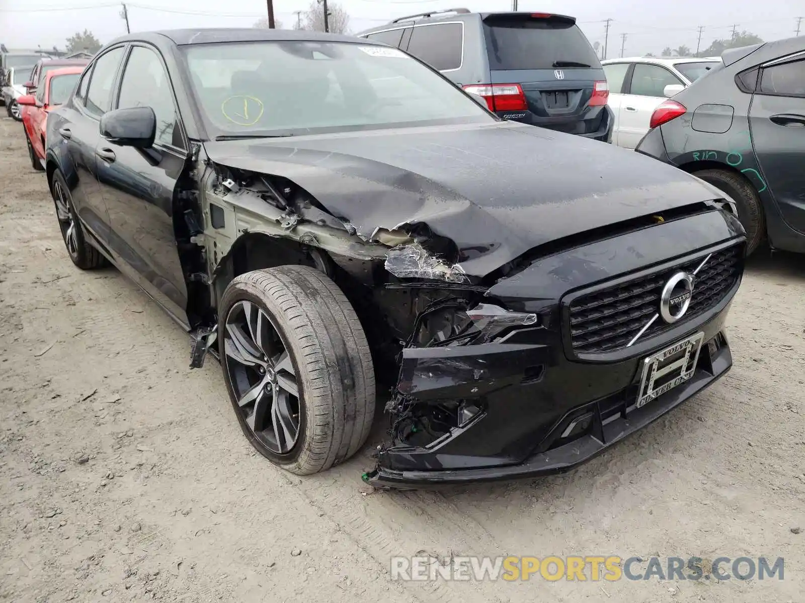 1 Photograph of a damaged car 7JRA22TM9MG081300 VOLVO S60 2021