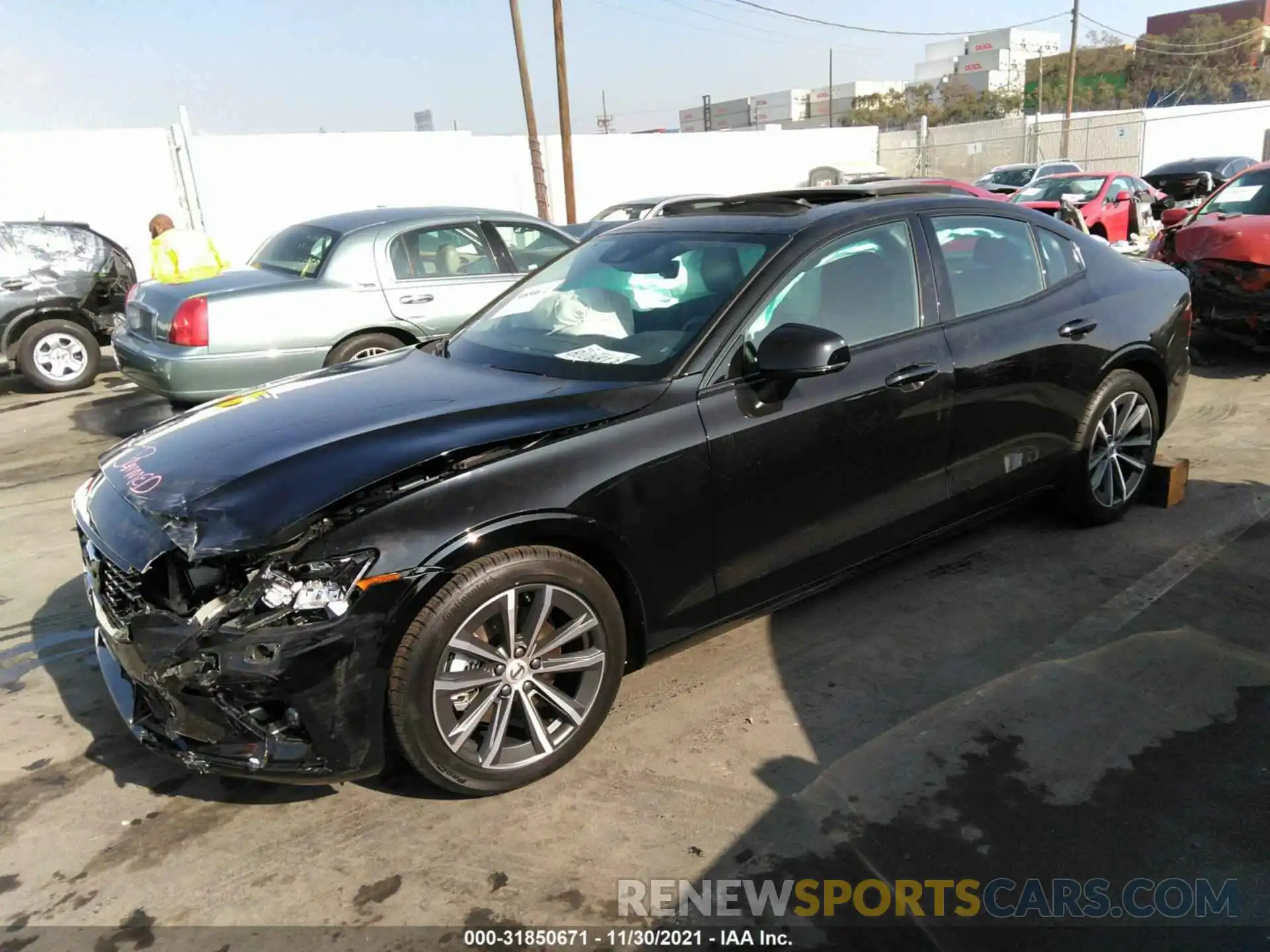 2 Photograph of a damaged car 7JRL12TZ9NG161799 VOLVO S60 2022