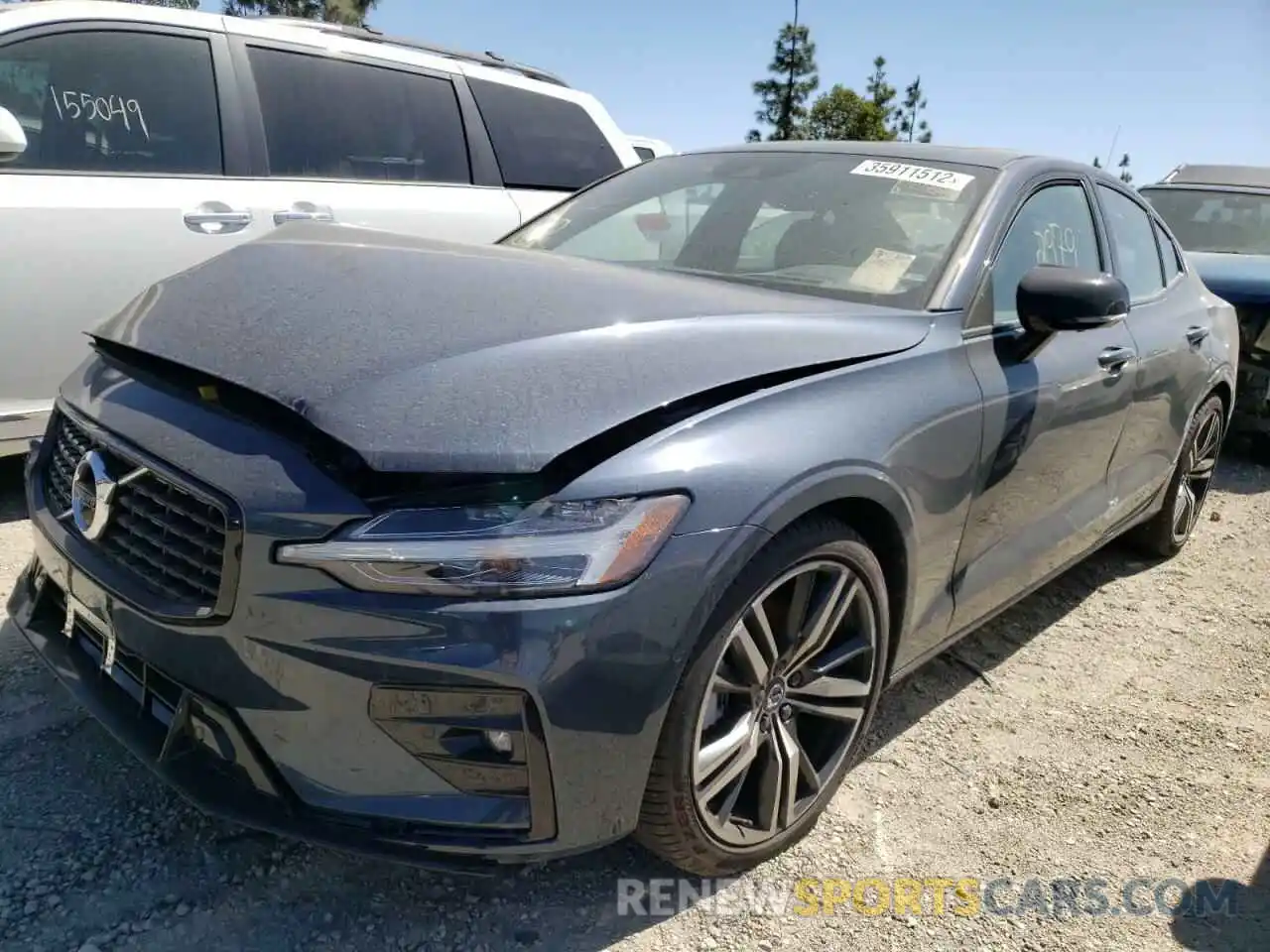 2 Photograph of a damaged car 7JRL12TMXNG154512 VOLVO S60 B5 R-D 2022