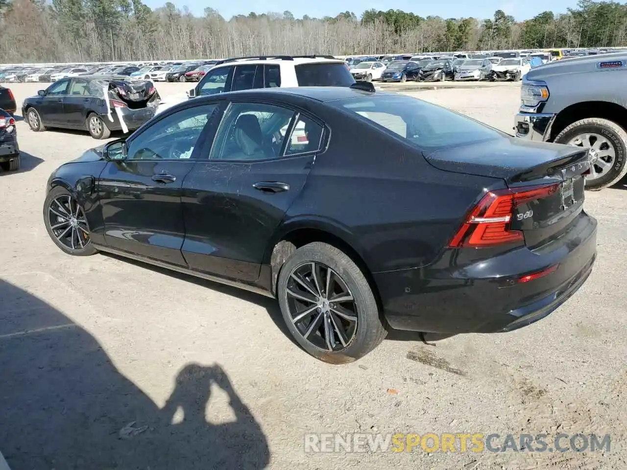 2 Photograph of a damaged car 7JRH60FL8RG307196 VOLVO S60 PLUS 2024