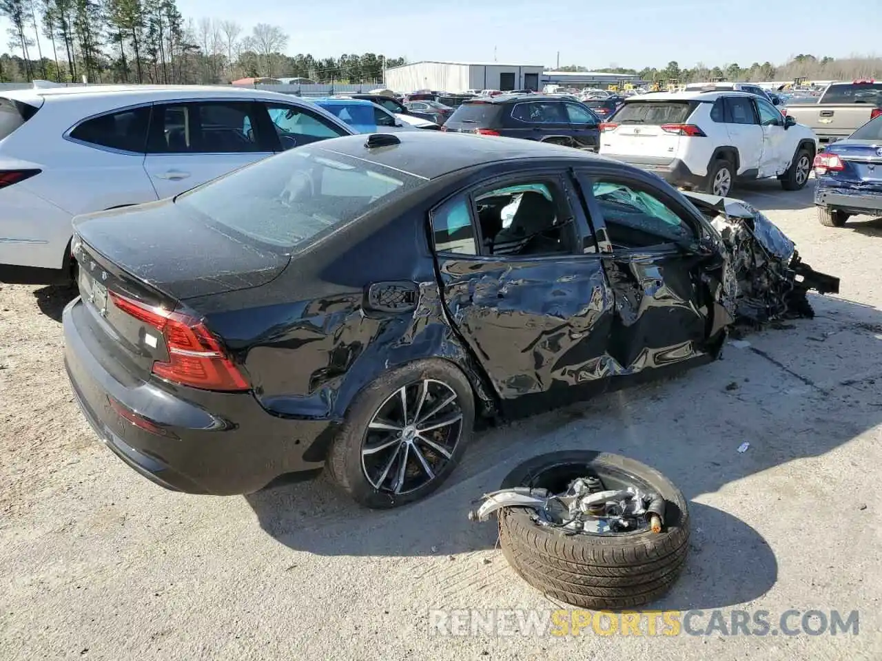 3 Photograph of a damaged car 7JRH60FL8RG307196 VOLVO S60 PLUS 2024