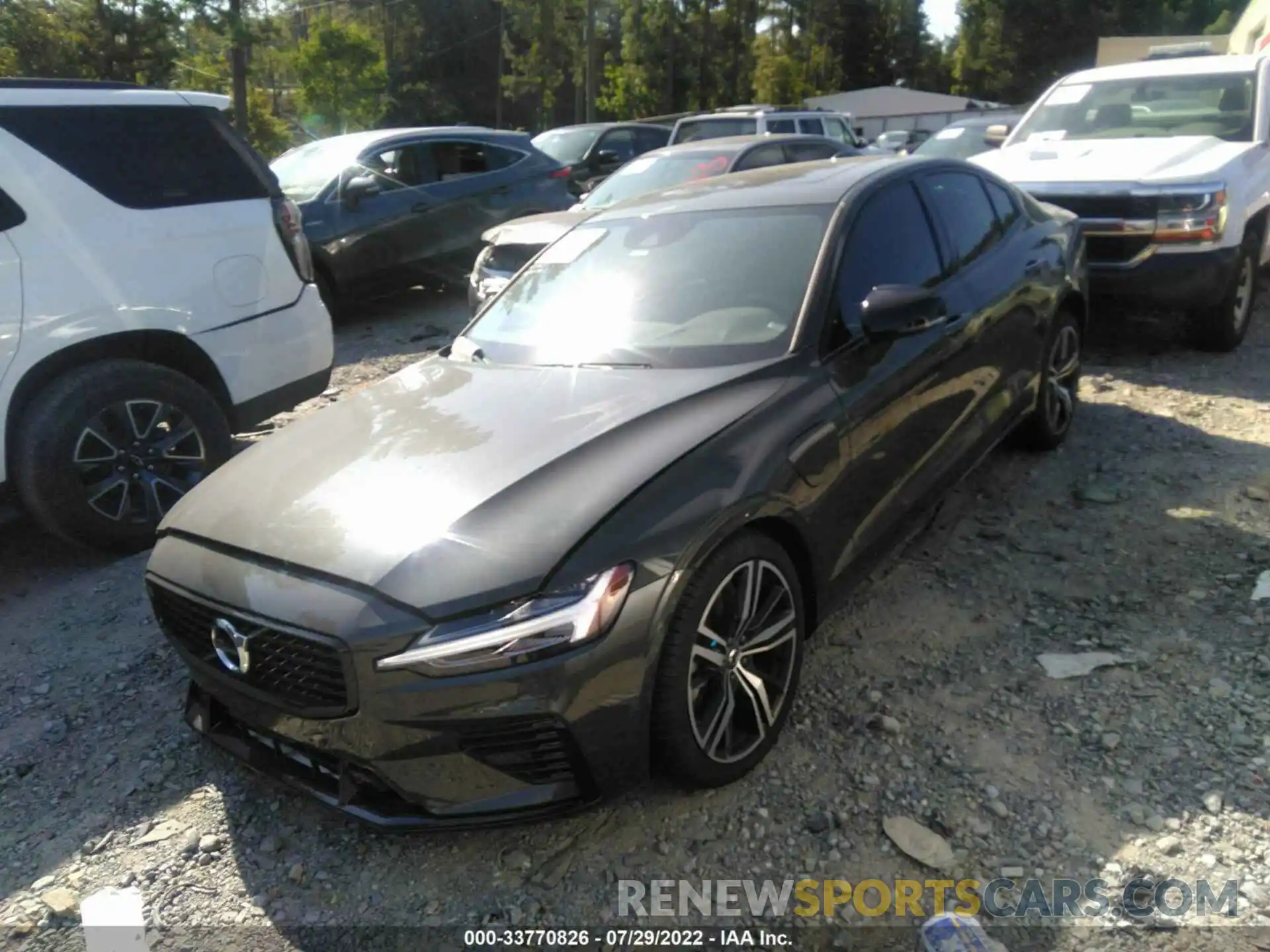 2 Photograph of a damaged car 7JRBR0FZ2NG172874 VOLVO S60 RECHARGE 2022