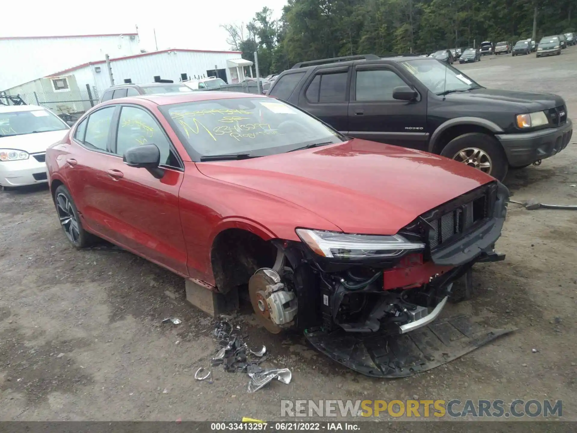 1 Photograph of a damaged car 7JRBR0FZ3NG157882 VOLVO S60 RECHARGE 2022