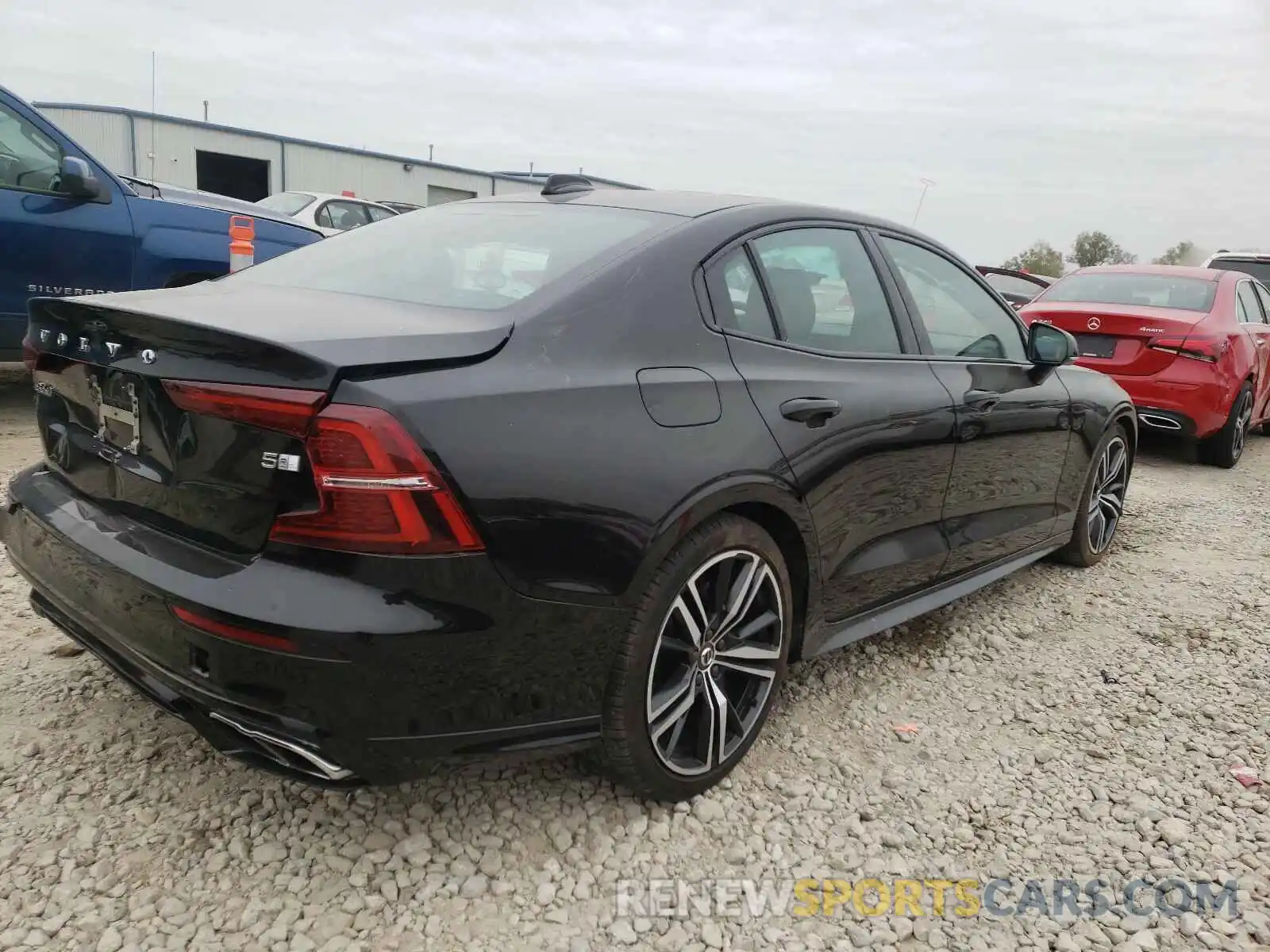 4 Фотография поврежденного автомобиля 7JR102FM0KG013269 VOLVO S60 T5 R-D 2019