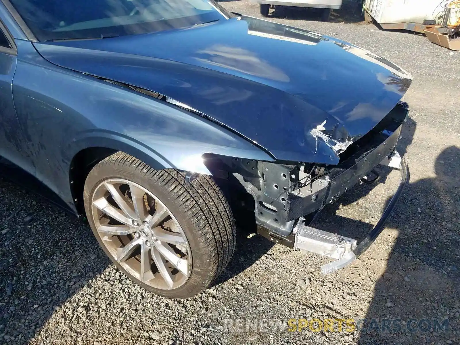 9 Photograph of a damaged car 7JRA22TK4KG003986 VOLVO S60 T6 MOM 2019