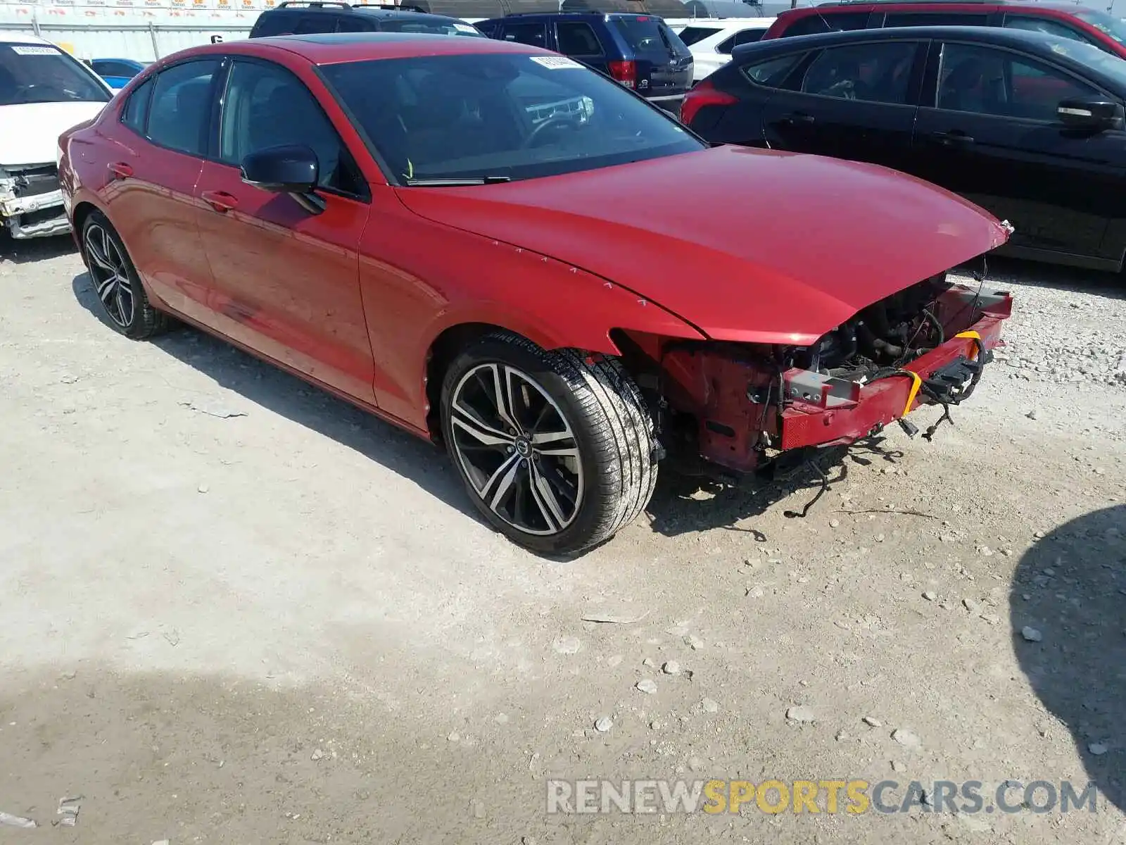 1 Photograph of a damaged car 7JRA22TM3KG006217 VOLVO S60 T6 R-D 2019