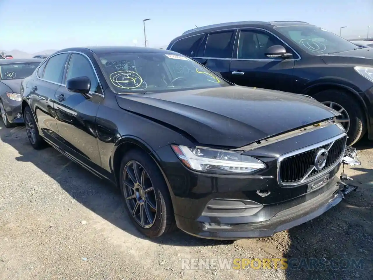 1 Photograph of a damaged car LVY102AK0KP089393 VOLVO S90 2019