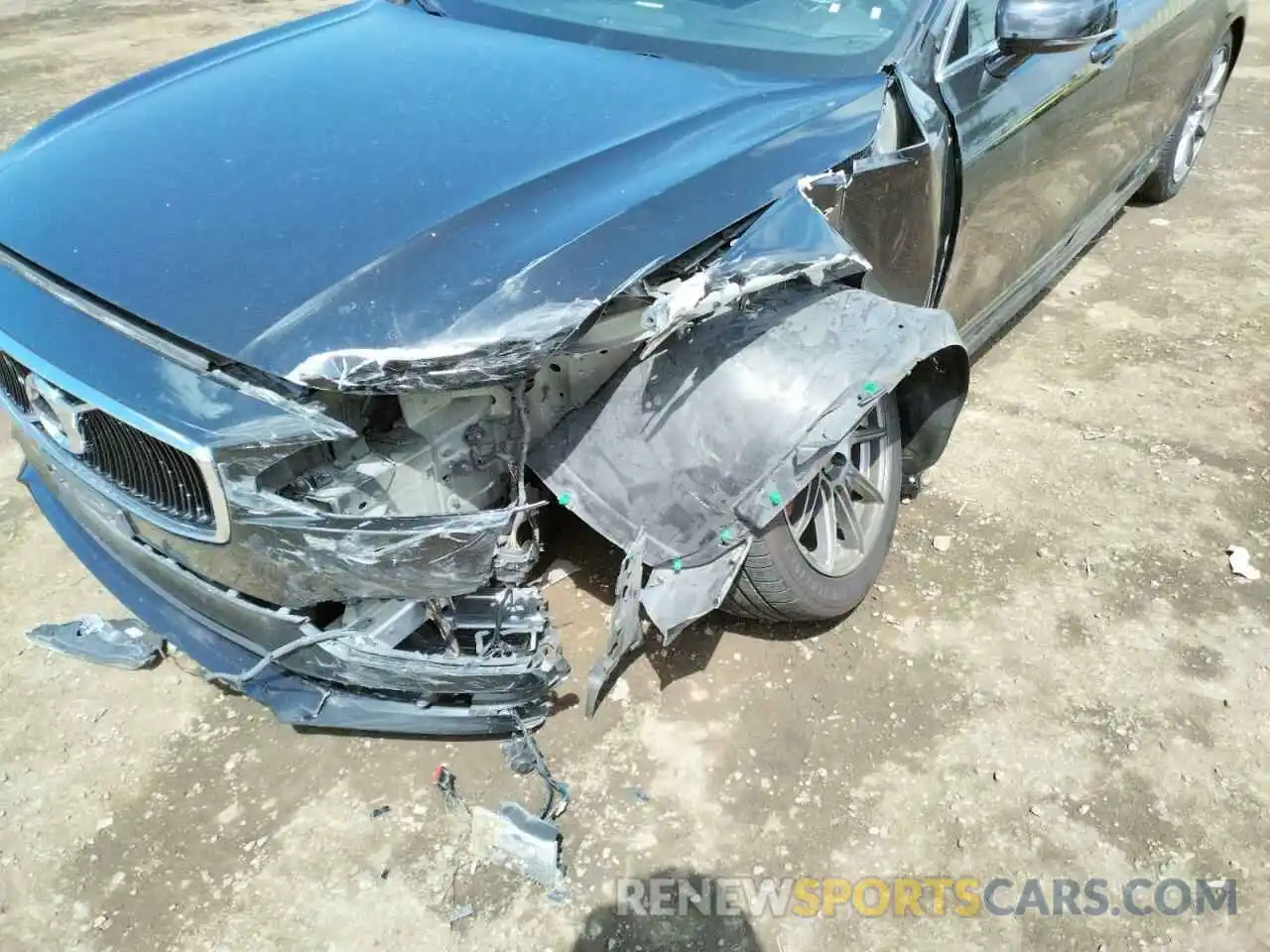 9 Photograph of a damaged car LVY102AK0KP089393 VOLVO S90 2019